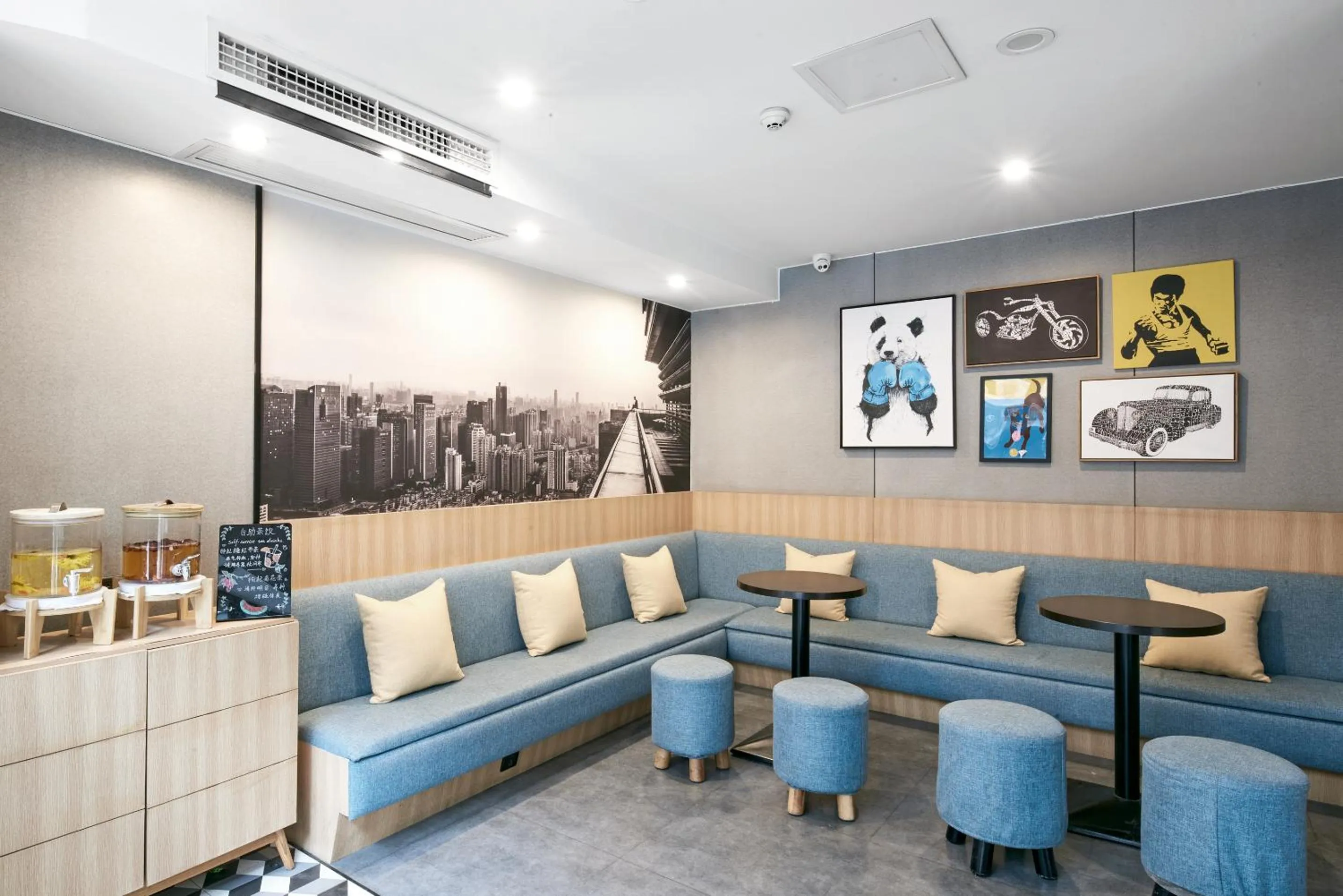 Seating area in Atour Light (Chengdu Jinli)