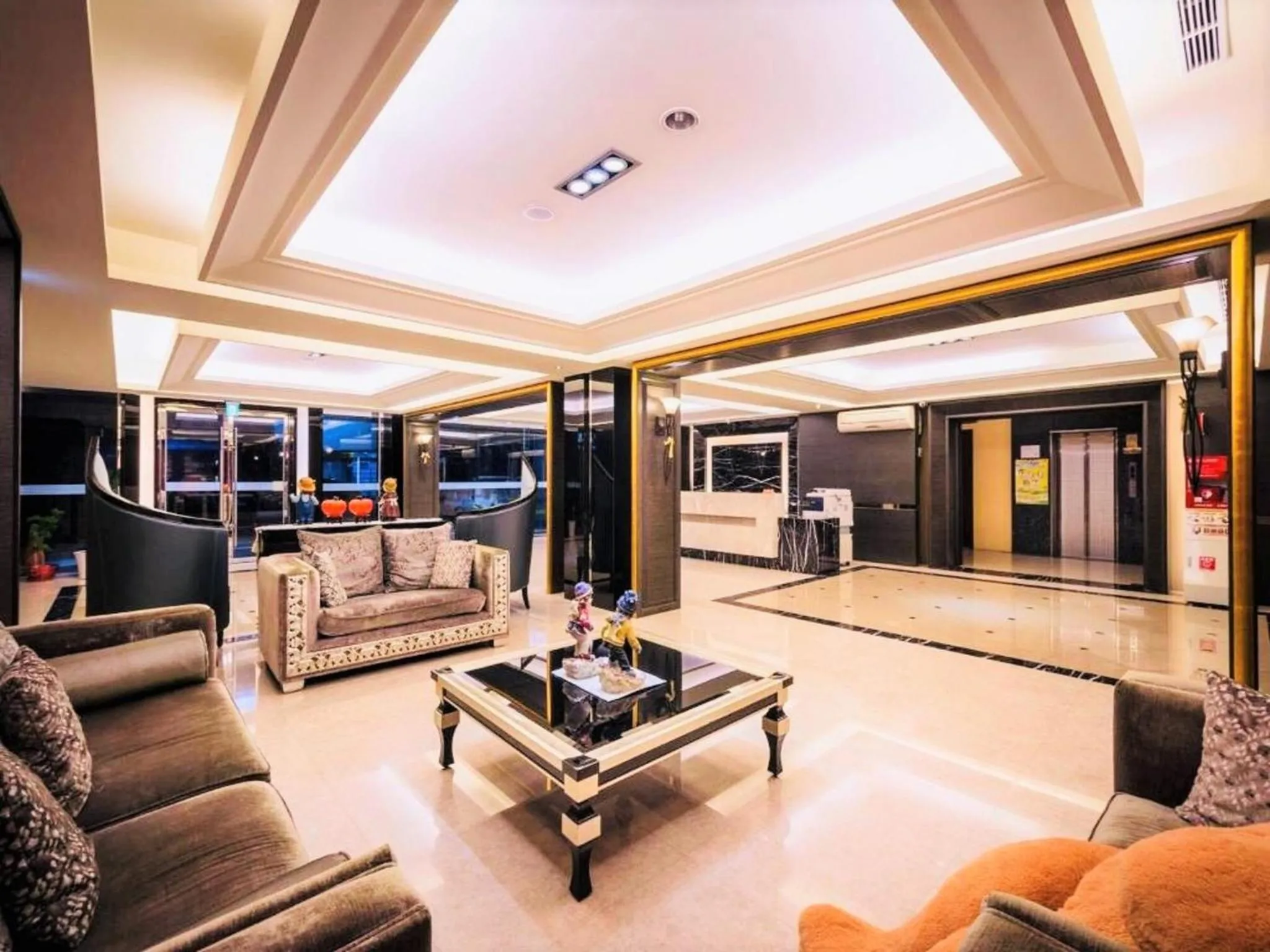 Living room in Felicity Business Hotel