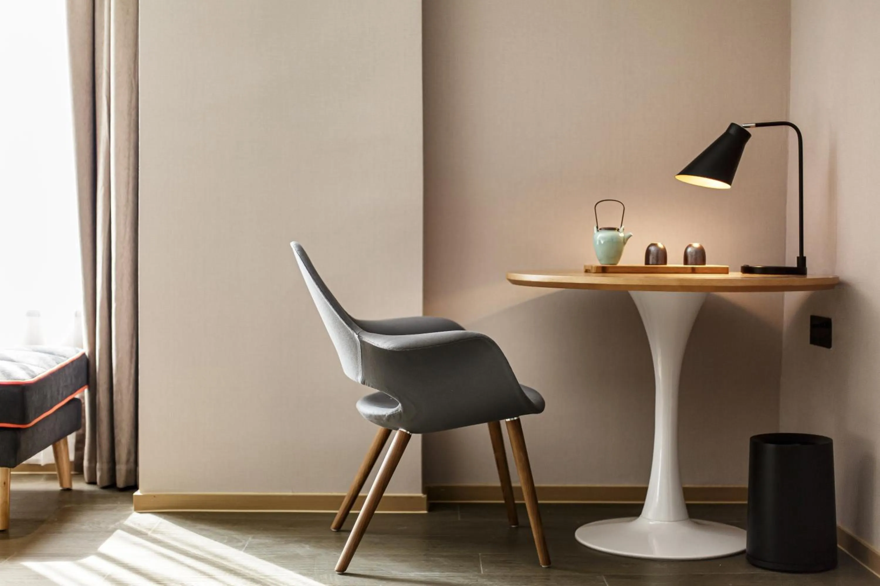 Seating area in Atour Hotel Chengdu Yulin Huaxi