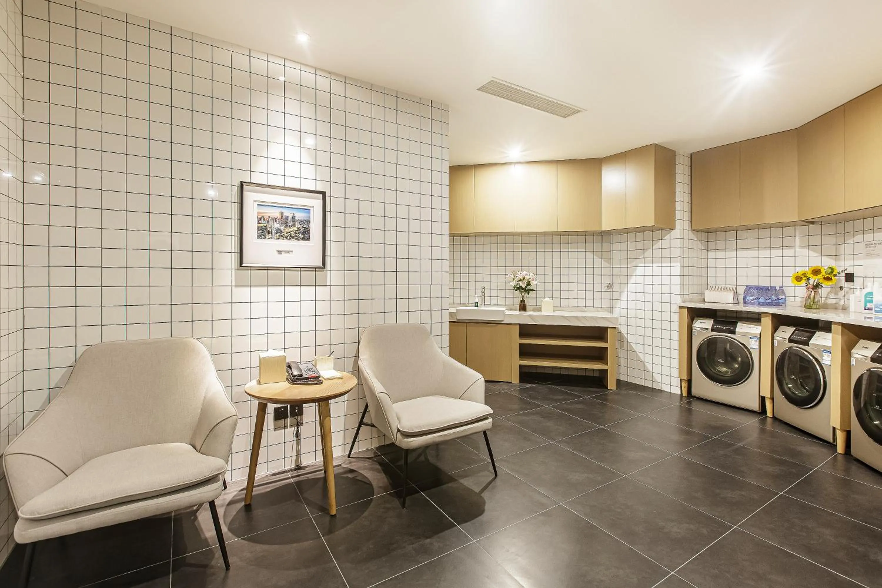 Seating area in Atour Hotel Chengdu Yulin Huaxi