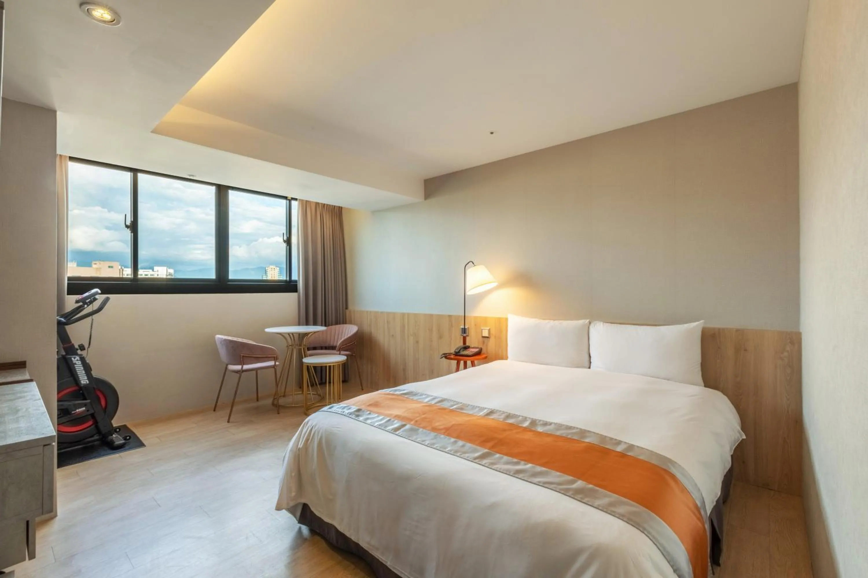 Bed in Ren Mei Fashion Hotel