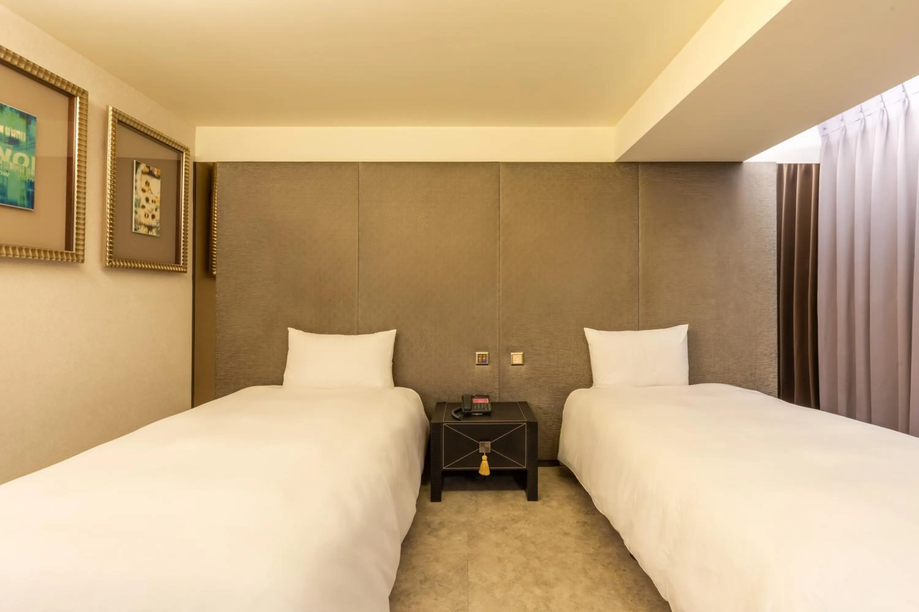 Bed in Ren Mei Fashion Hotel