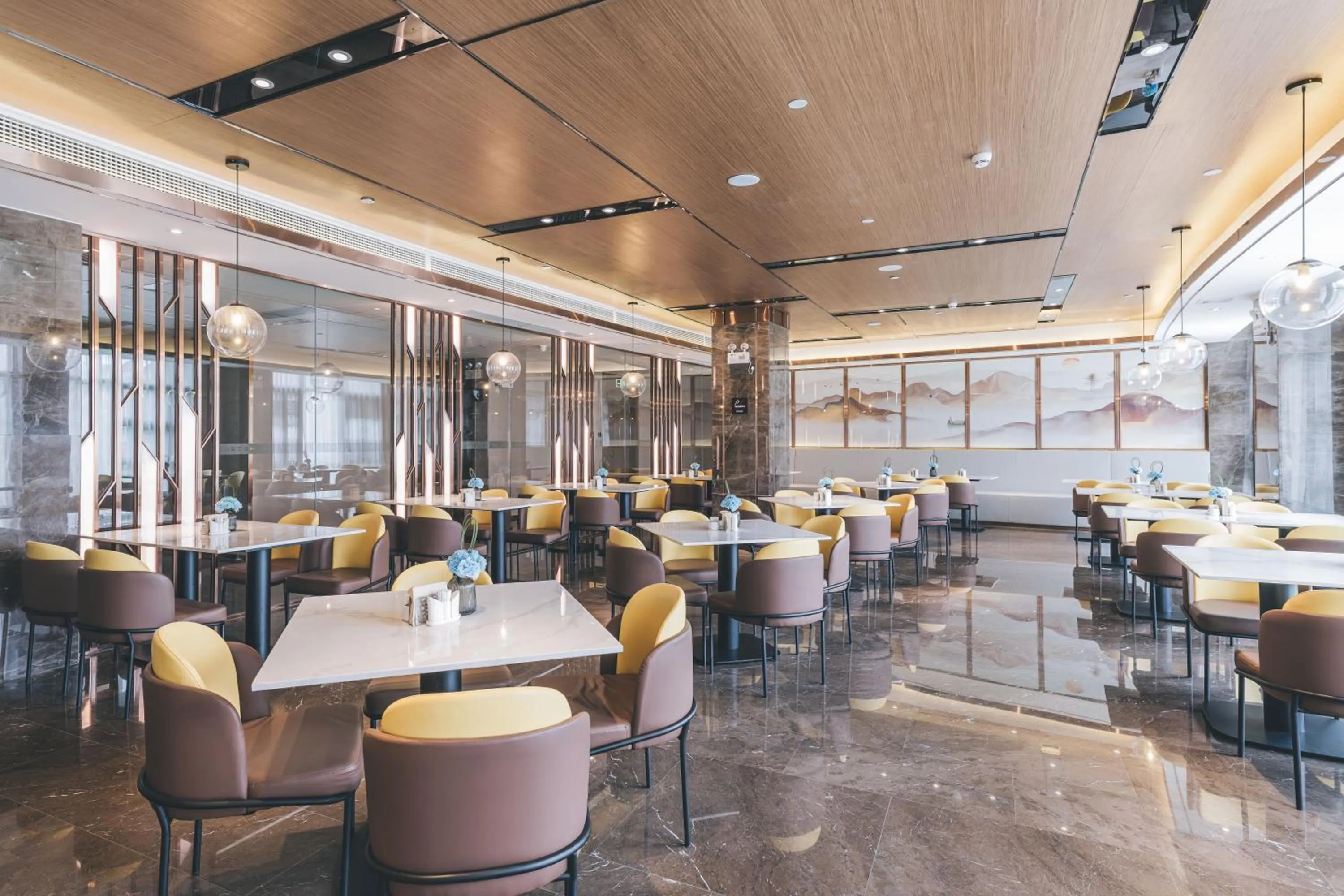 Restaurant/places to eat in Atour Hotel (Puning High Speed Railway Station)