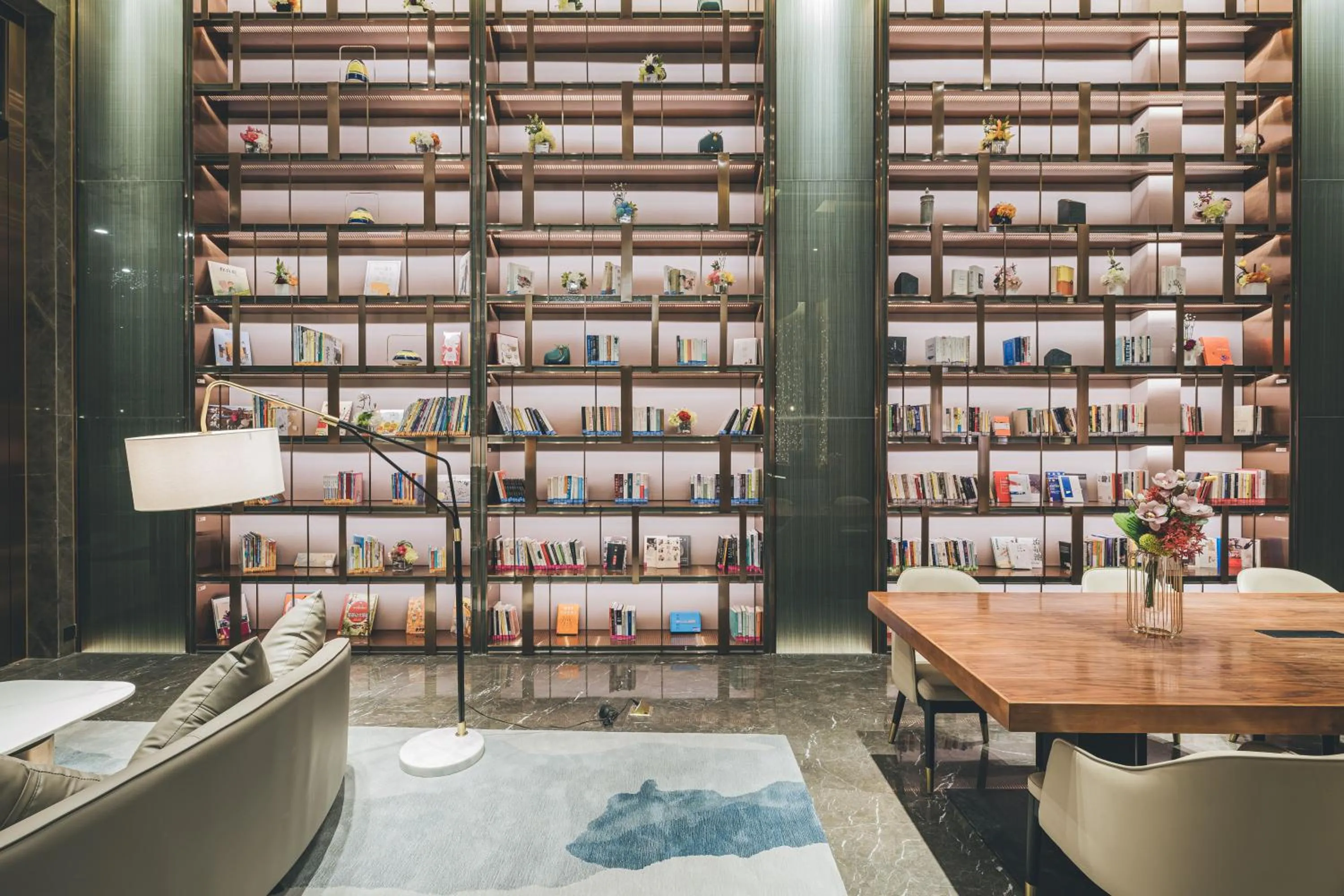 Lobby or reception in Atour Hotel (Puning High Speed Railway Station)