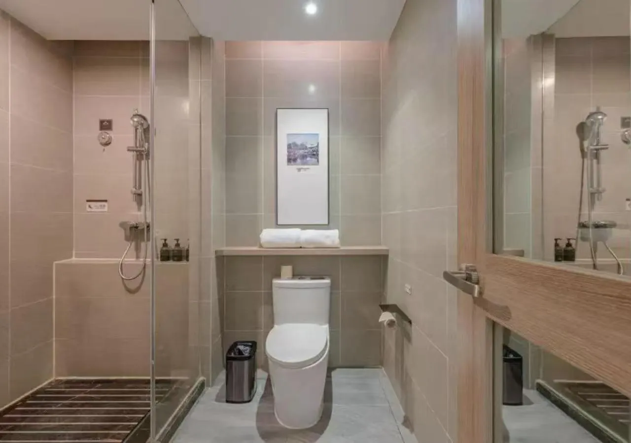 Property building in Atour Hotel Hangzhou Binjiang Jiangling Road