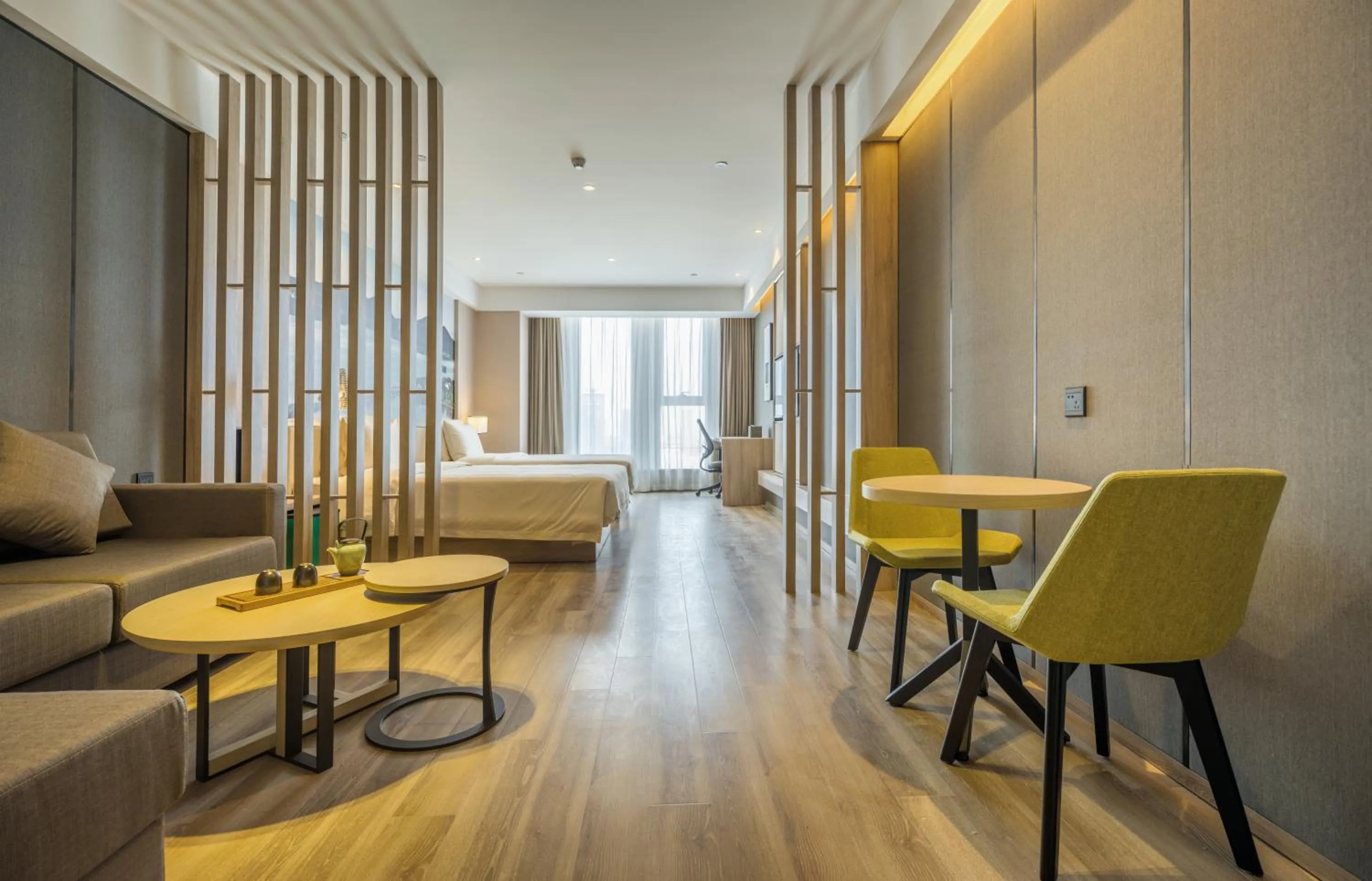 Photo of the whole room in Atour Hotel Hangzhou Binjiang Jiangling Road