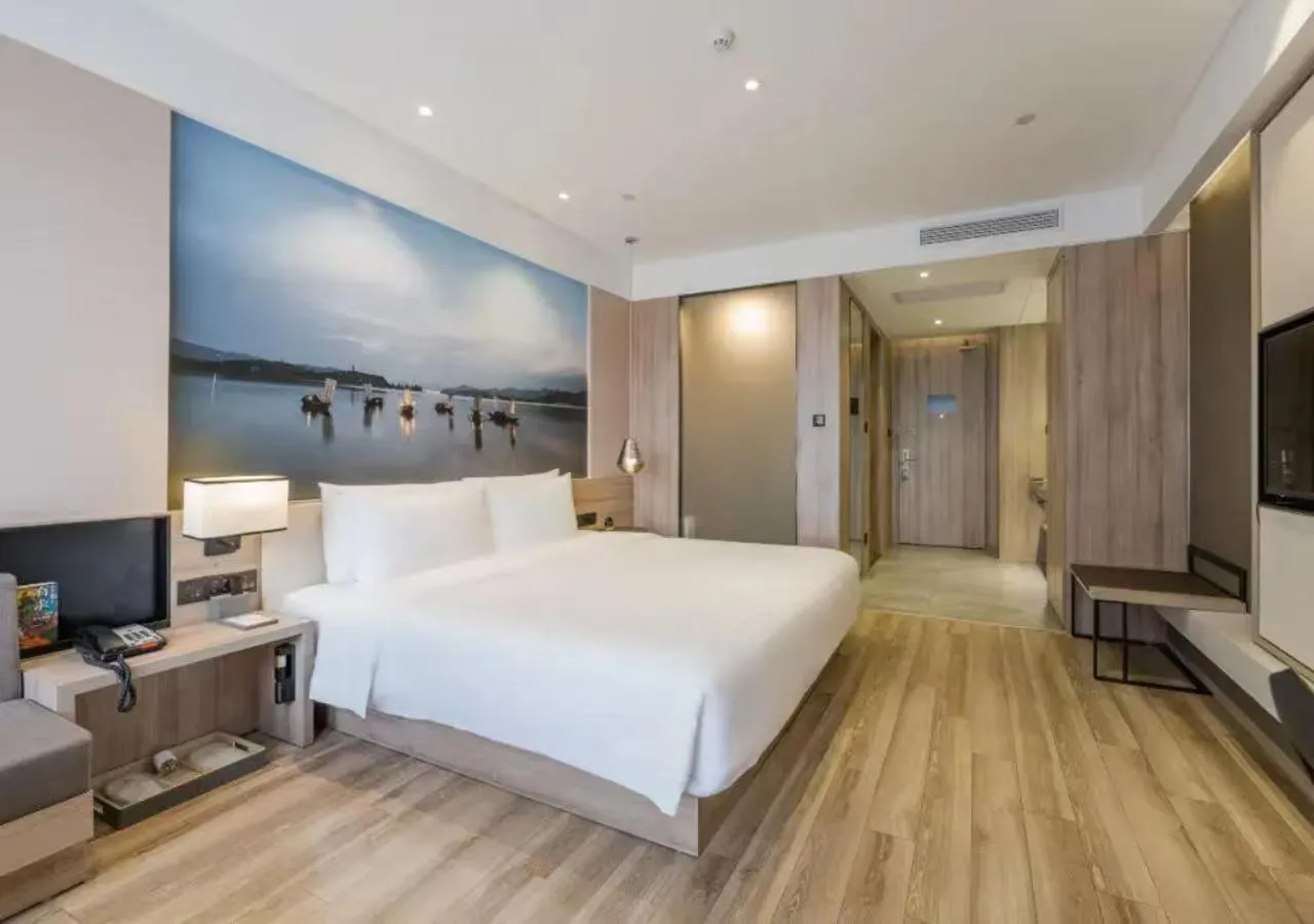 Property building, Bed in Atour Hotel Hangzhou Binjiang Jiangling Road