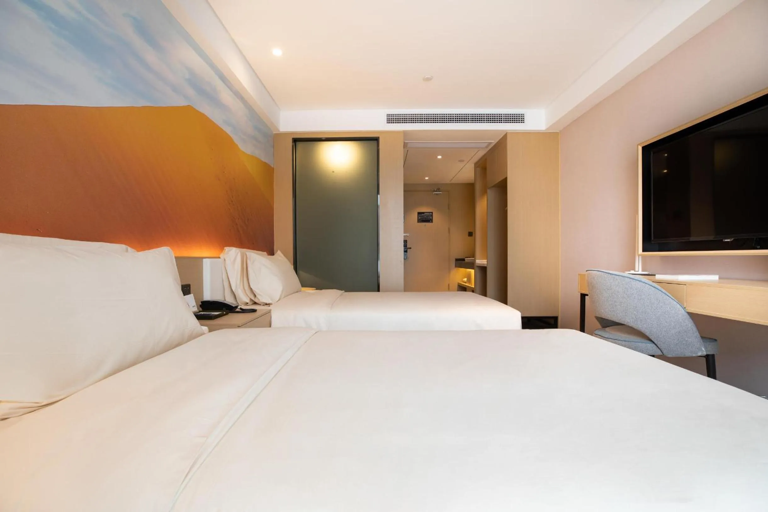 Bed in Atour Light Hotel (Wuhan Wuchang Railway Station)