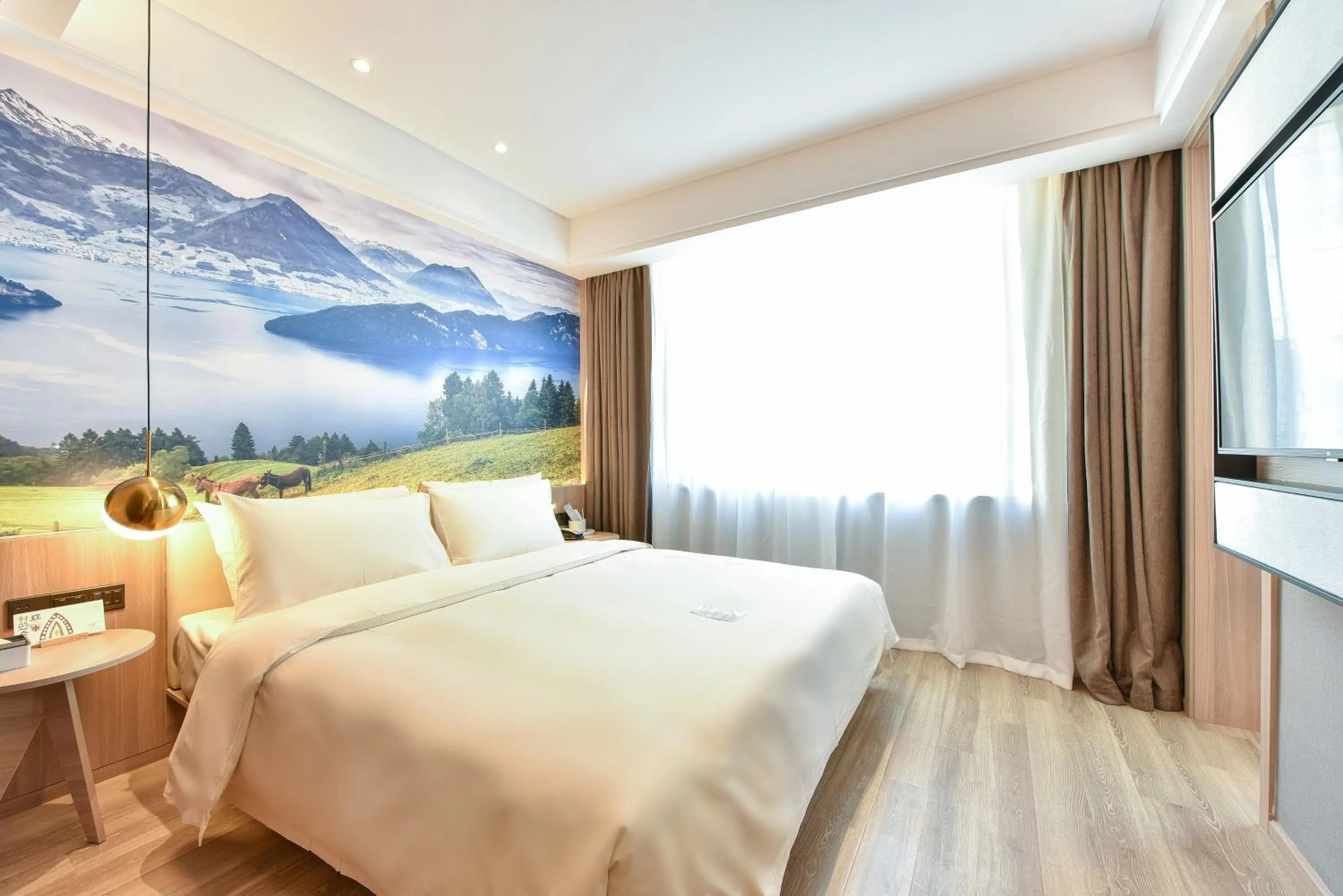 Photo of the whole room, Bed in Atour Light Hotel Shenyang Tiexi Plaza Wanxianghui