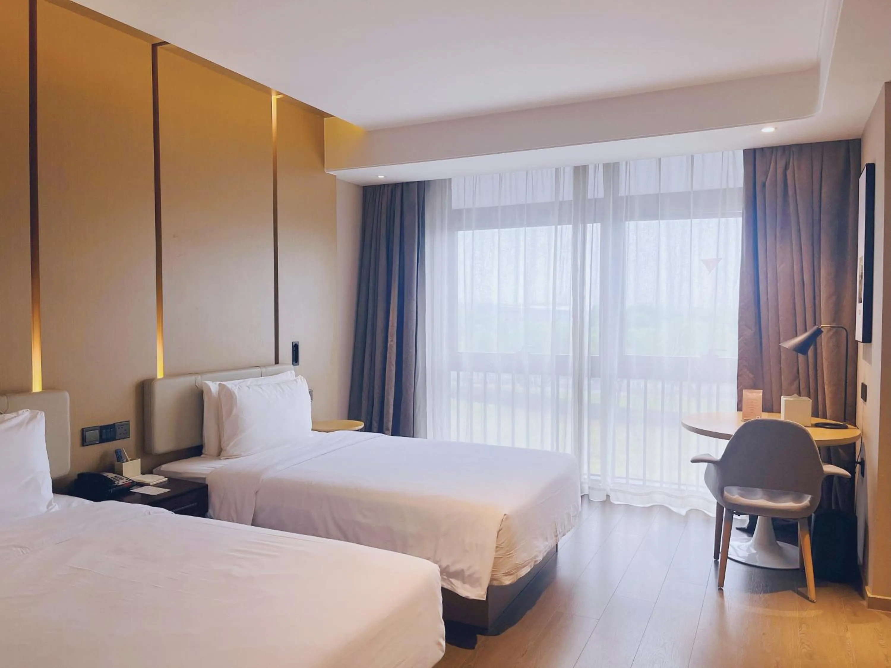 Bedroom, Bed in Atour Hotel Suzhou Industrial Park Fashion Stage Outlets