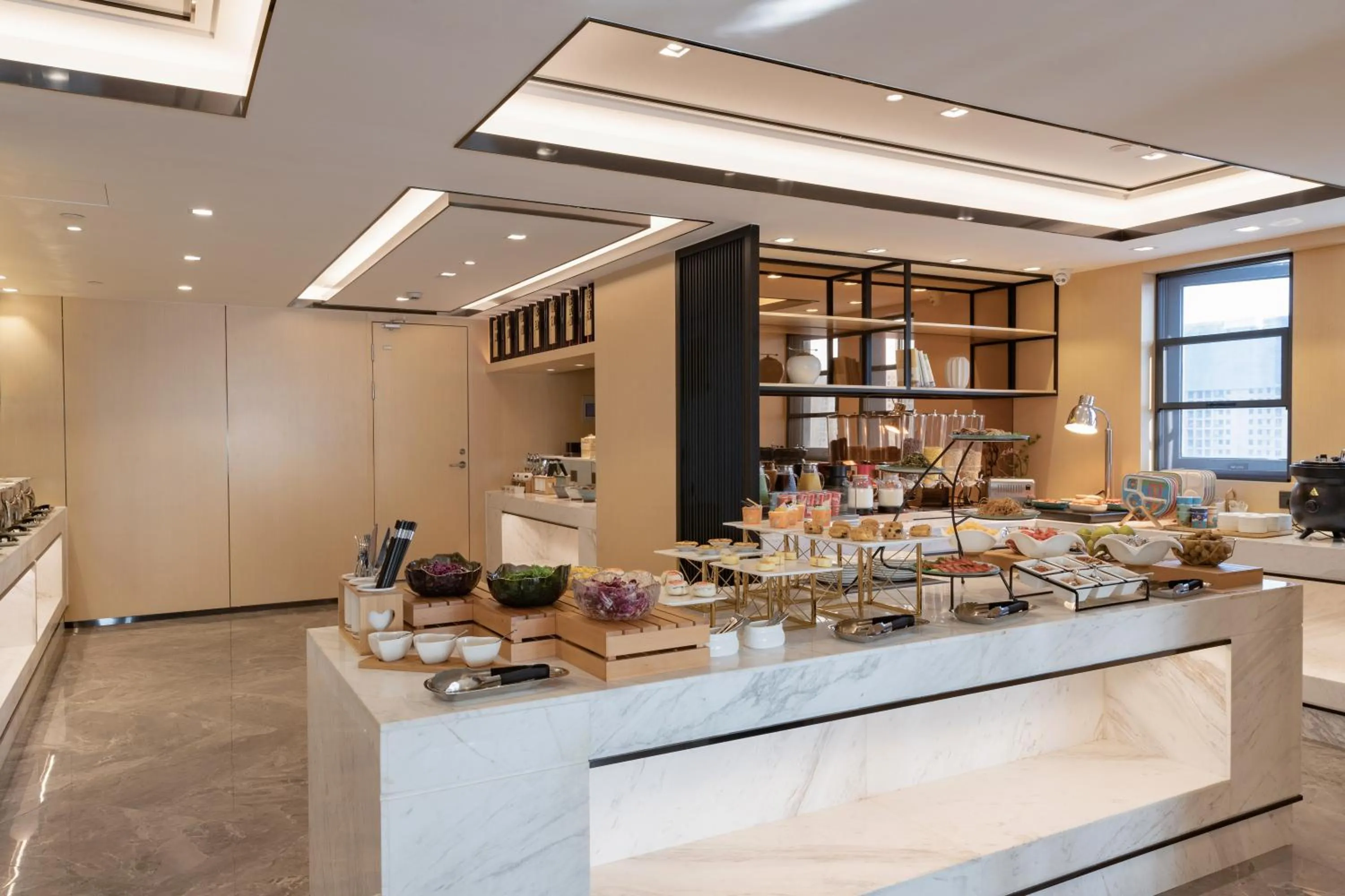 Buffet breakfast in Atour Hotel (Suzhou Wujiang Wuyue Plaza)