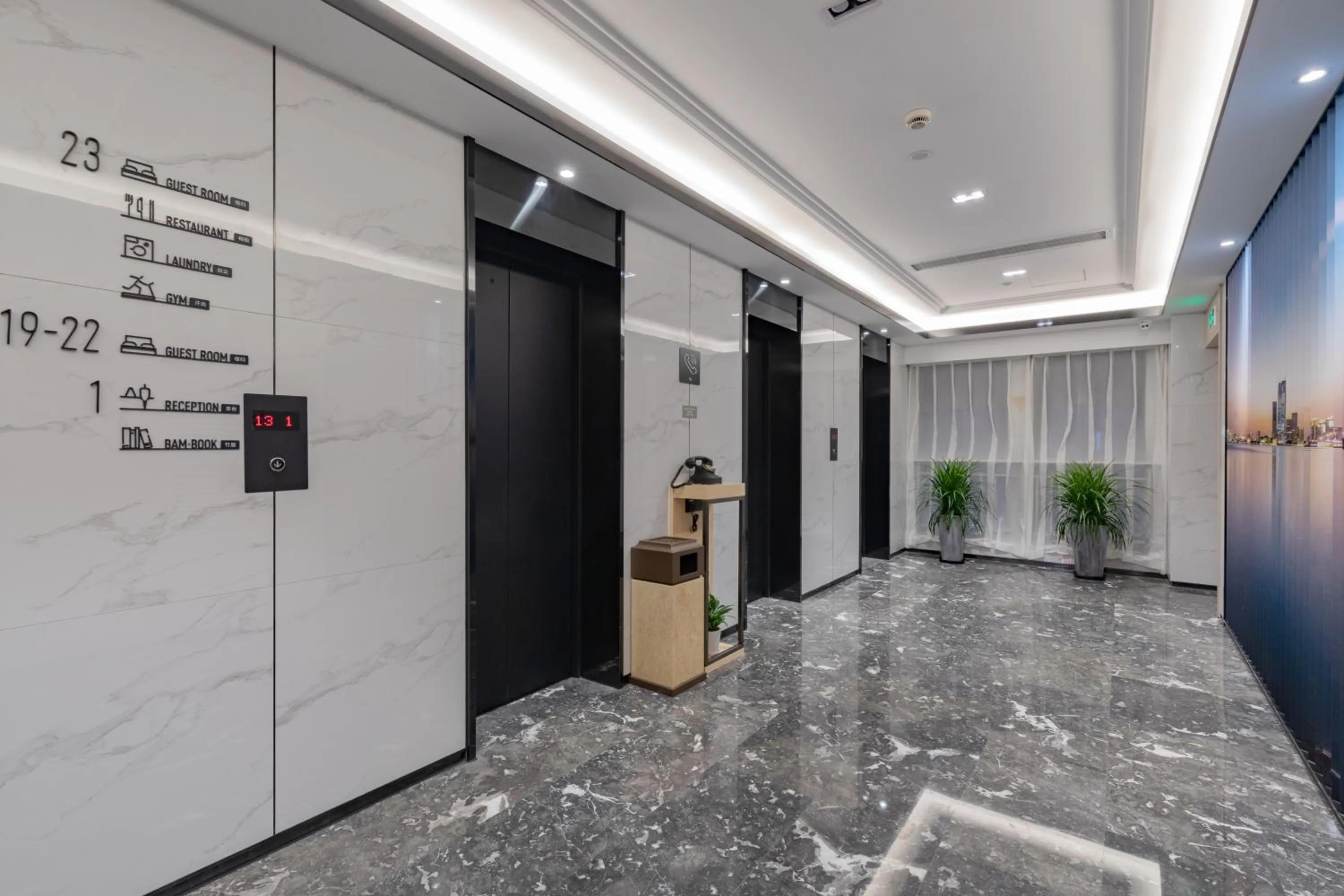 elevator in Atour Hotel (Suzhou Wujiang Wuyue Plaza)