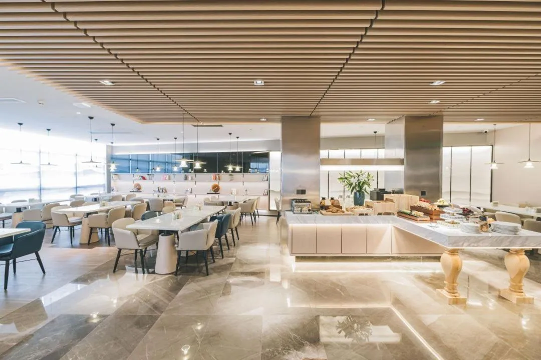 Breakfast in Atour Hotel Yiwu International Trade City