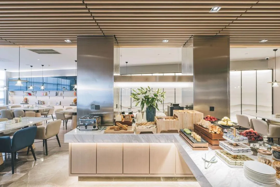 Breakfast in Atour Hotel Yiwu International Trade City