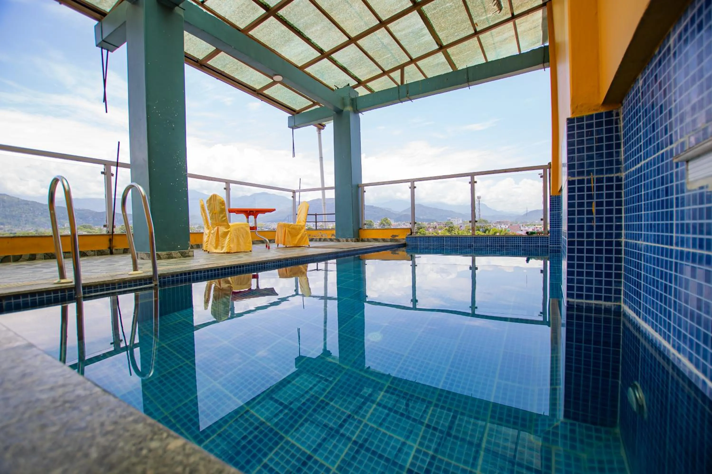 Swimming pool in Hotel Yellow Pagoda Pokhara