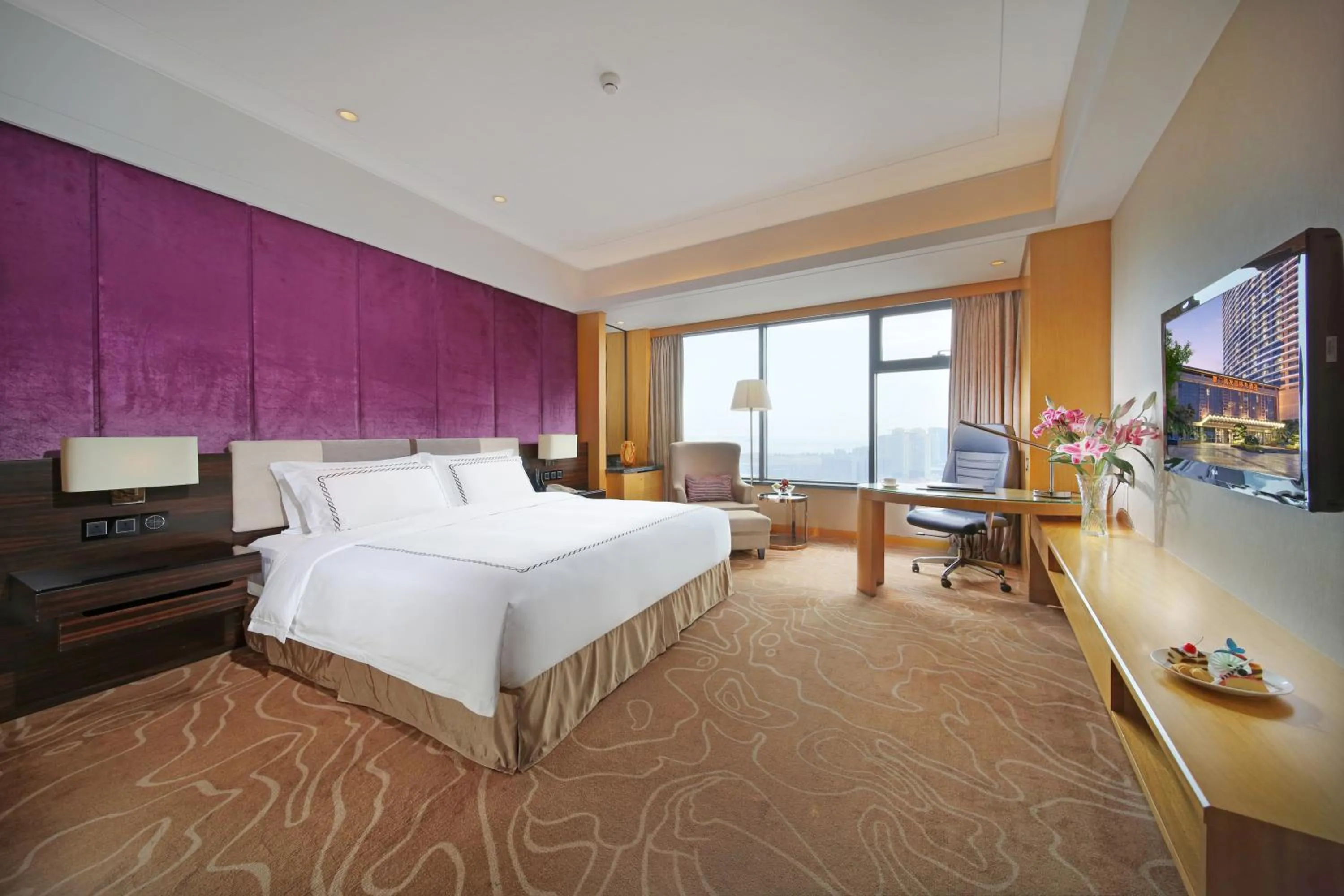 Deluxe King Room in Xiamen Mingfa International Hotel