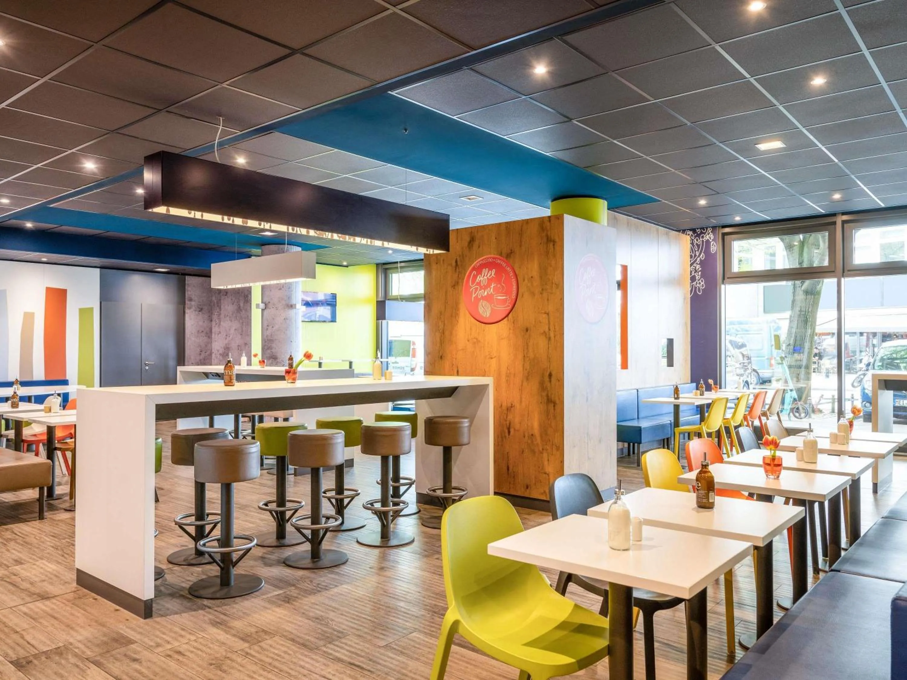 Bedroom in ibis budget Berlin Kurfürstendamm