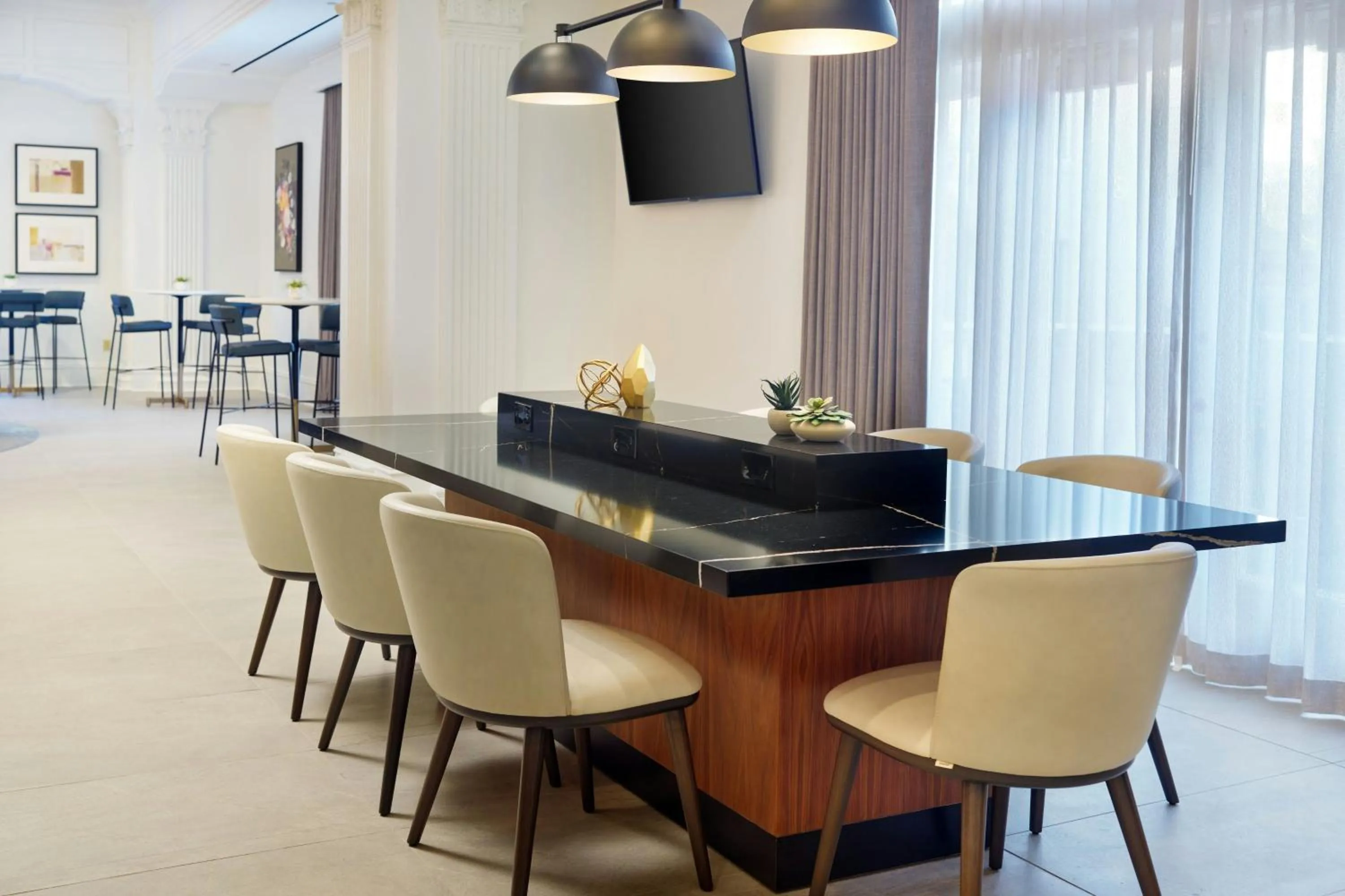 Lobby or reception in Courtyard by Marriott New Orleans French Quarter/Iberville