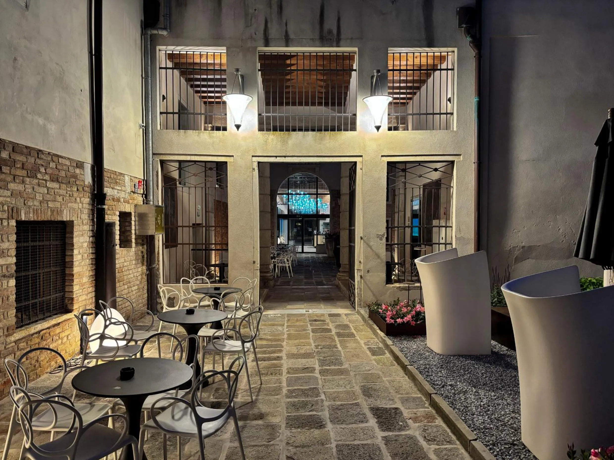 Patio in Hotel Aquarius Venice - Ascend Collection