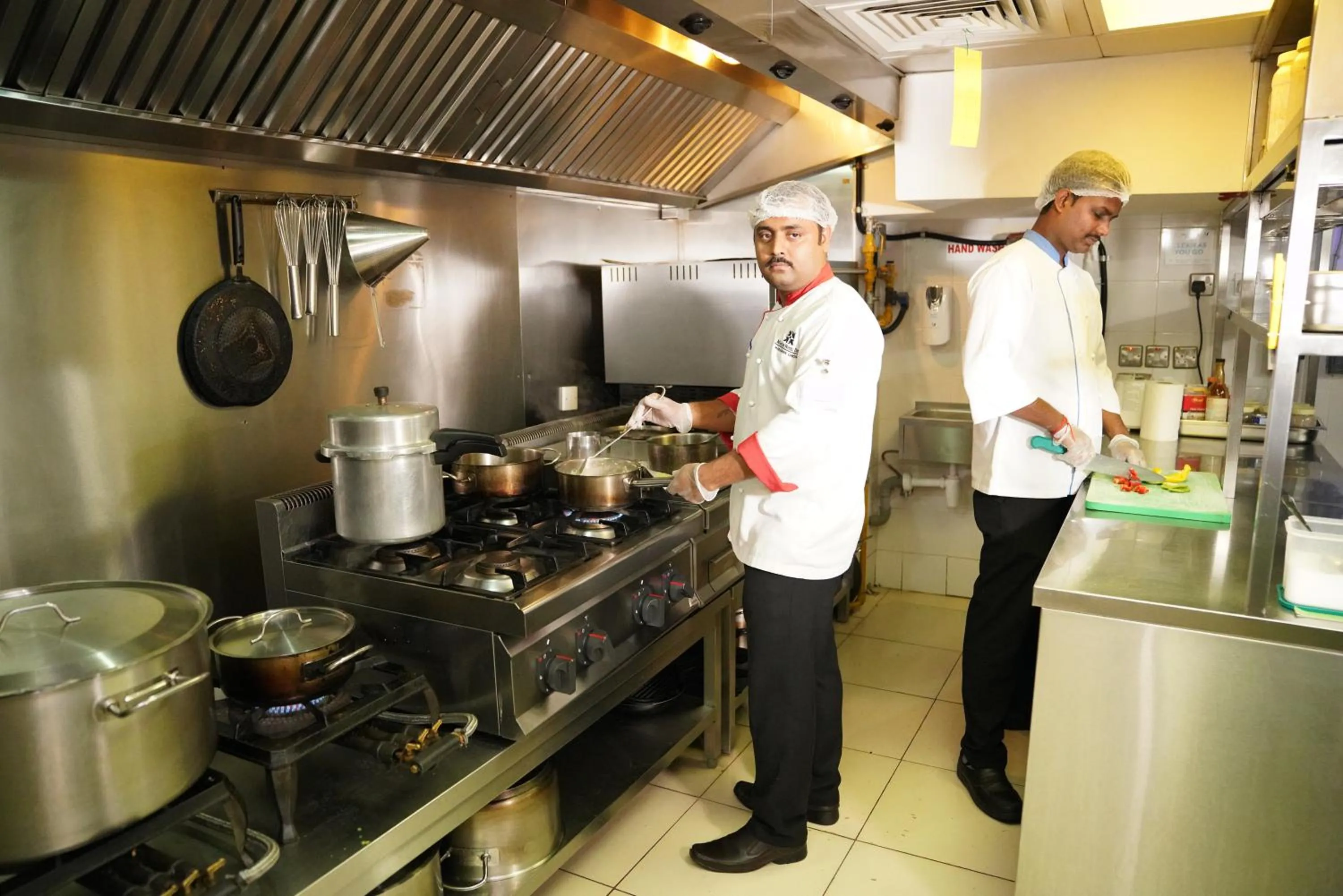 Food and drinks in Mark Inn Hotel Deira