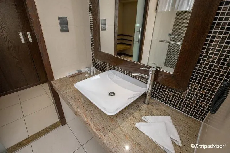 Bathroom in Mark Inn Hotel Deira