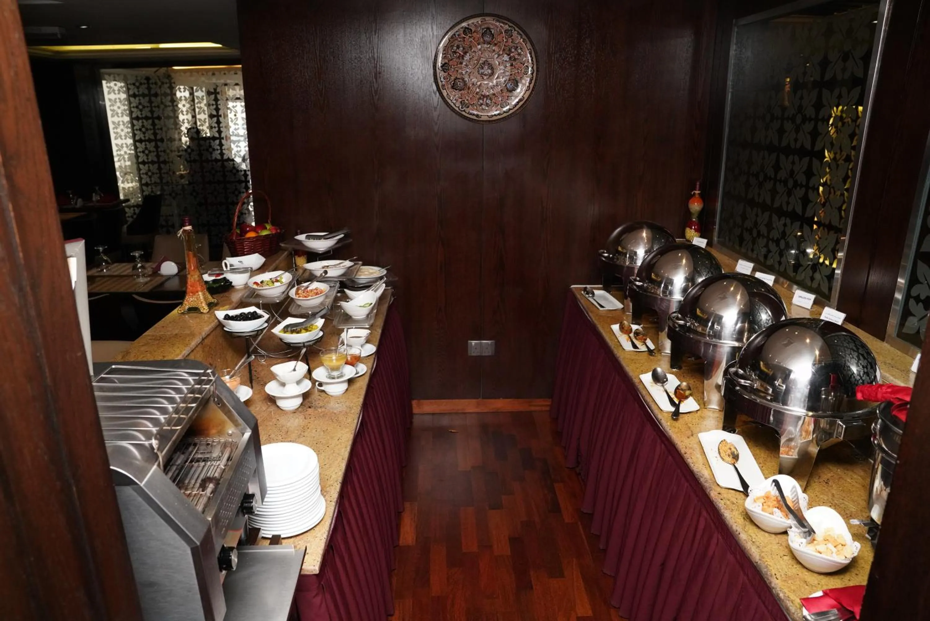 Restaurant/places to eat in Mark Inn Hotel Deira