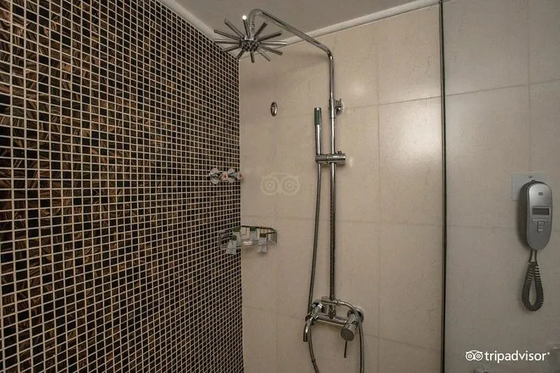 Bathroom in Mark Inn Hotel Deira