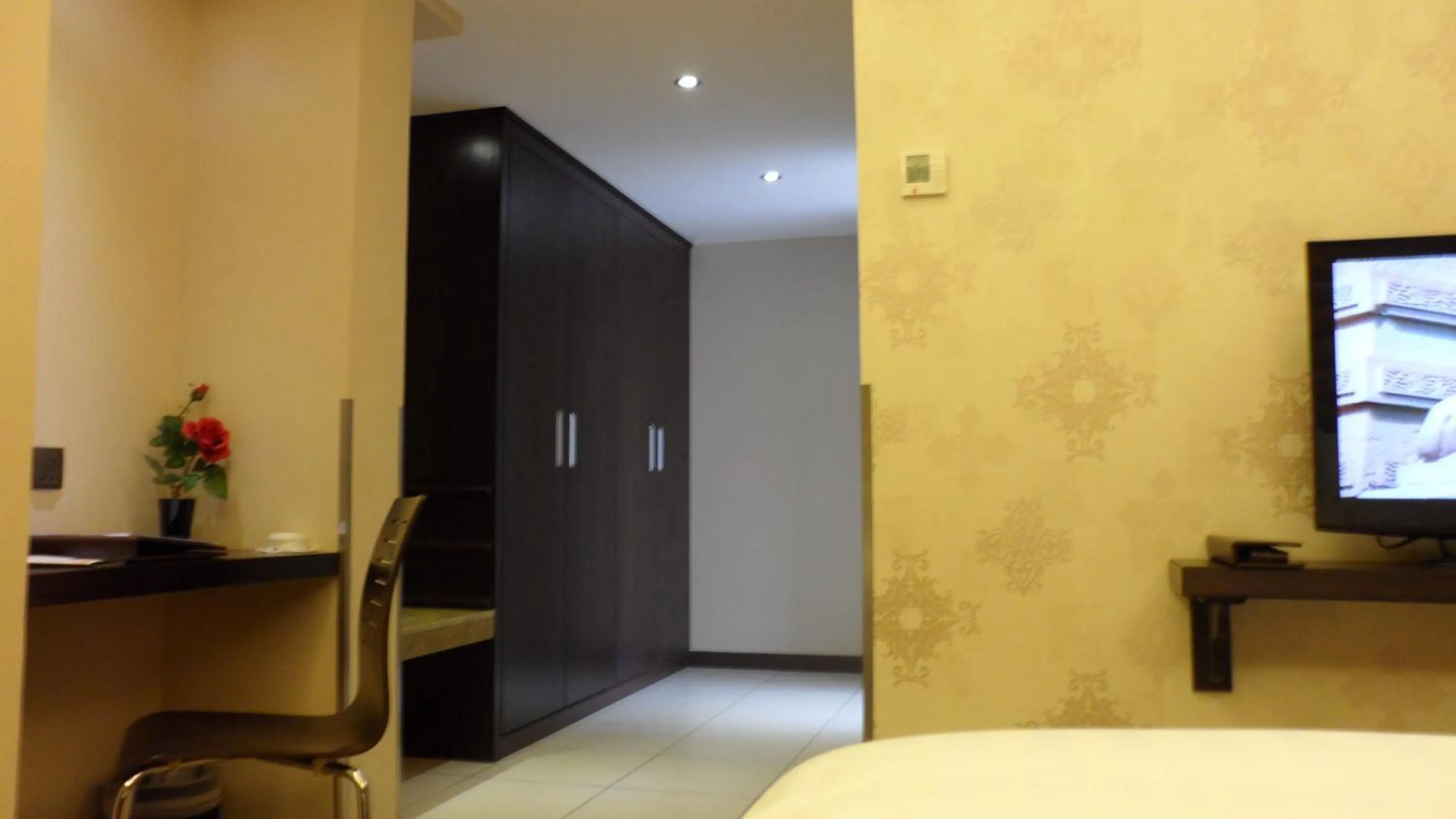 TV and multimedia, Bed in Mark Inn Hotel Deira