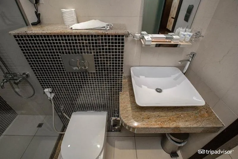 Bathroom in Mark Inn Hotel Deira