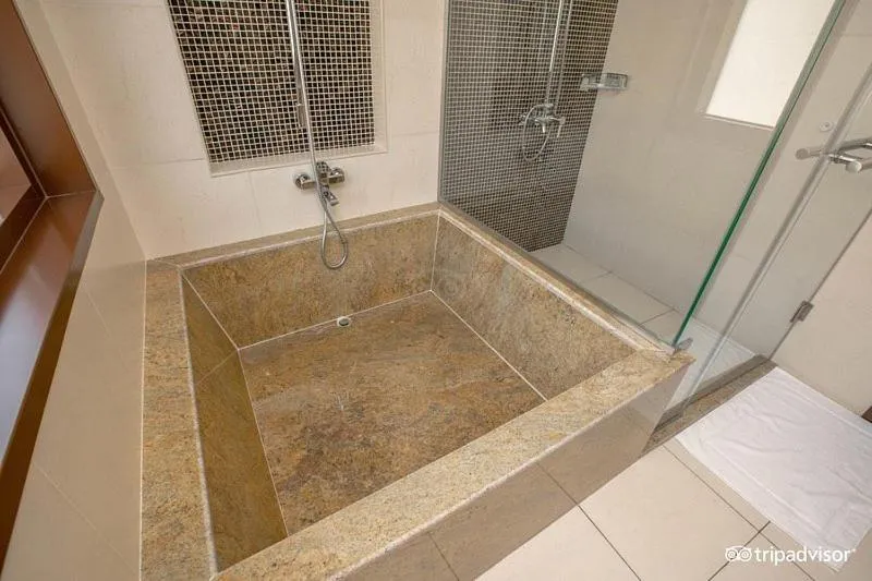 Bathroom in Mark Inn Hotel Deira