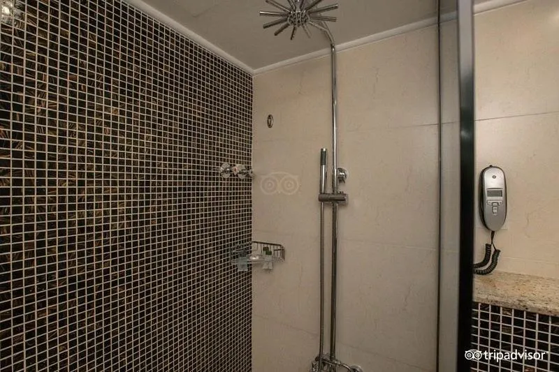 Bathroom in Mark Inn Hotel Deira