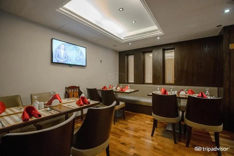 Restaurant/places to eat in Mark Inn Hotel Deira