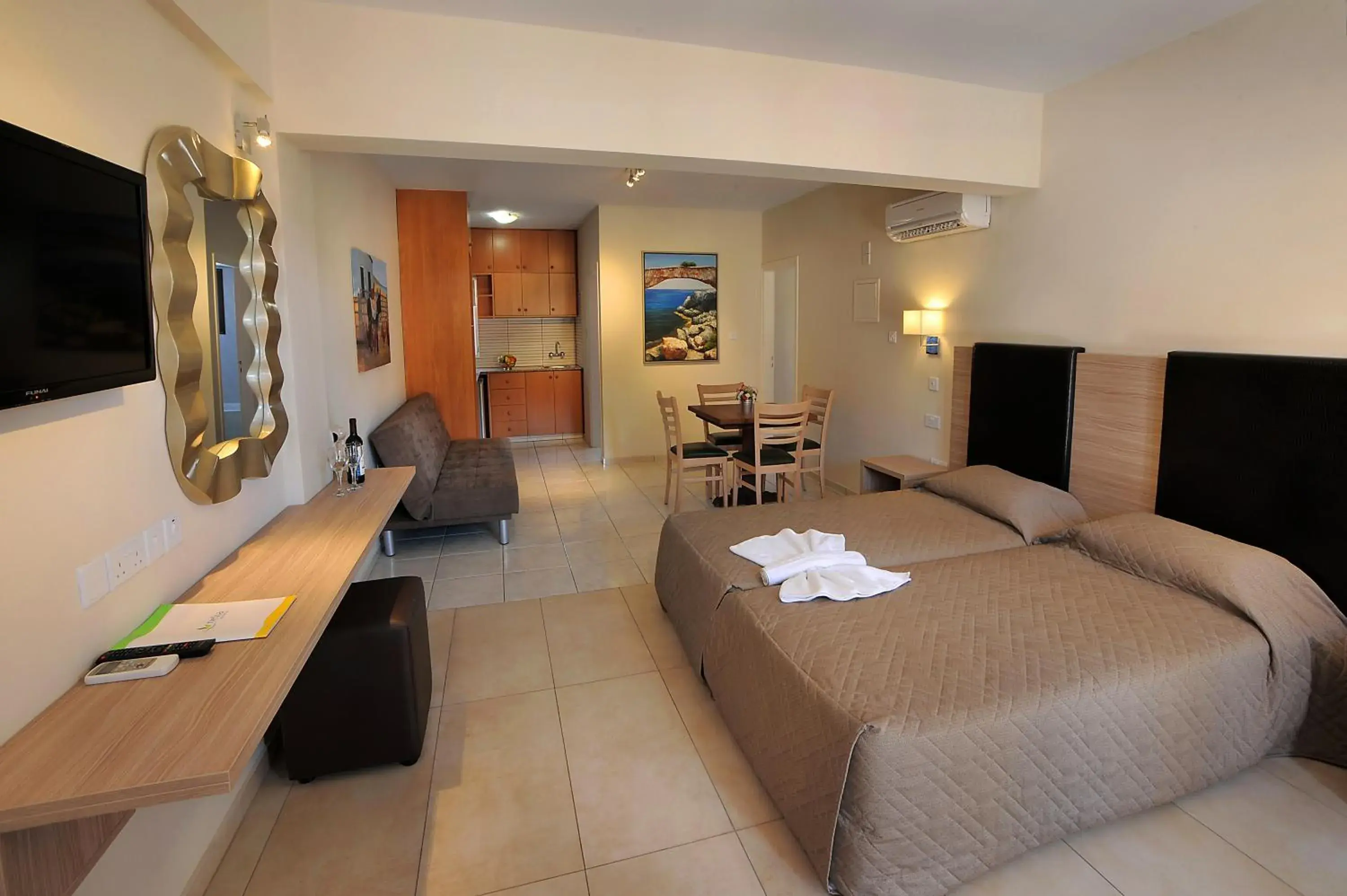 One-Bedroom Apartment in Nelia Gardens One-Bedroom Apartment in Nelia Gardens