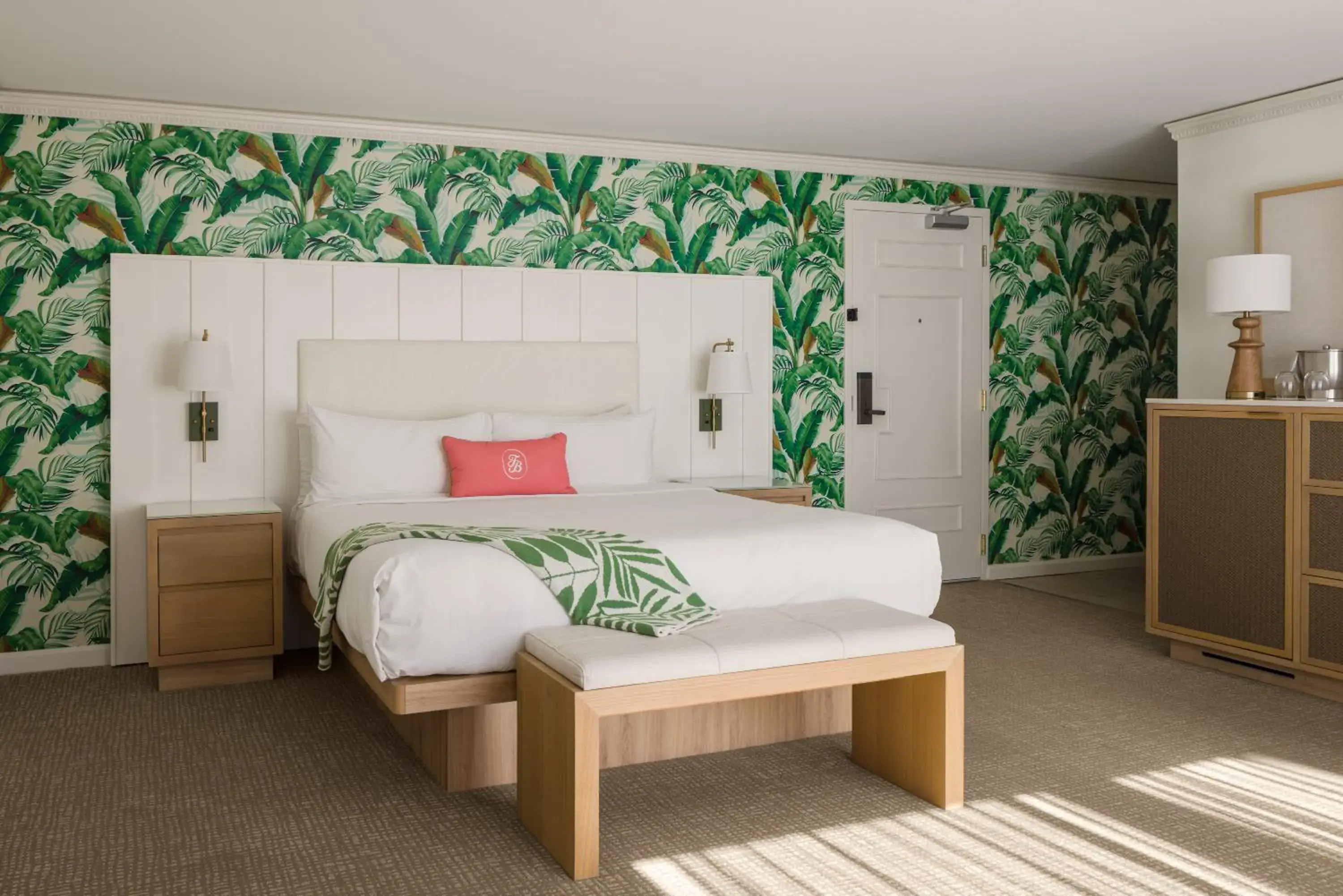 Luxury King Room in Tommy Bahama Miramonte Resort & Spa Luxury King Room in Tommy Bahama Miramonte Resort & Spa