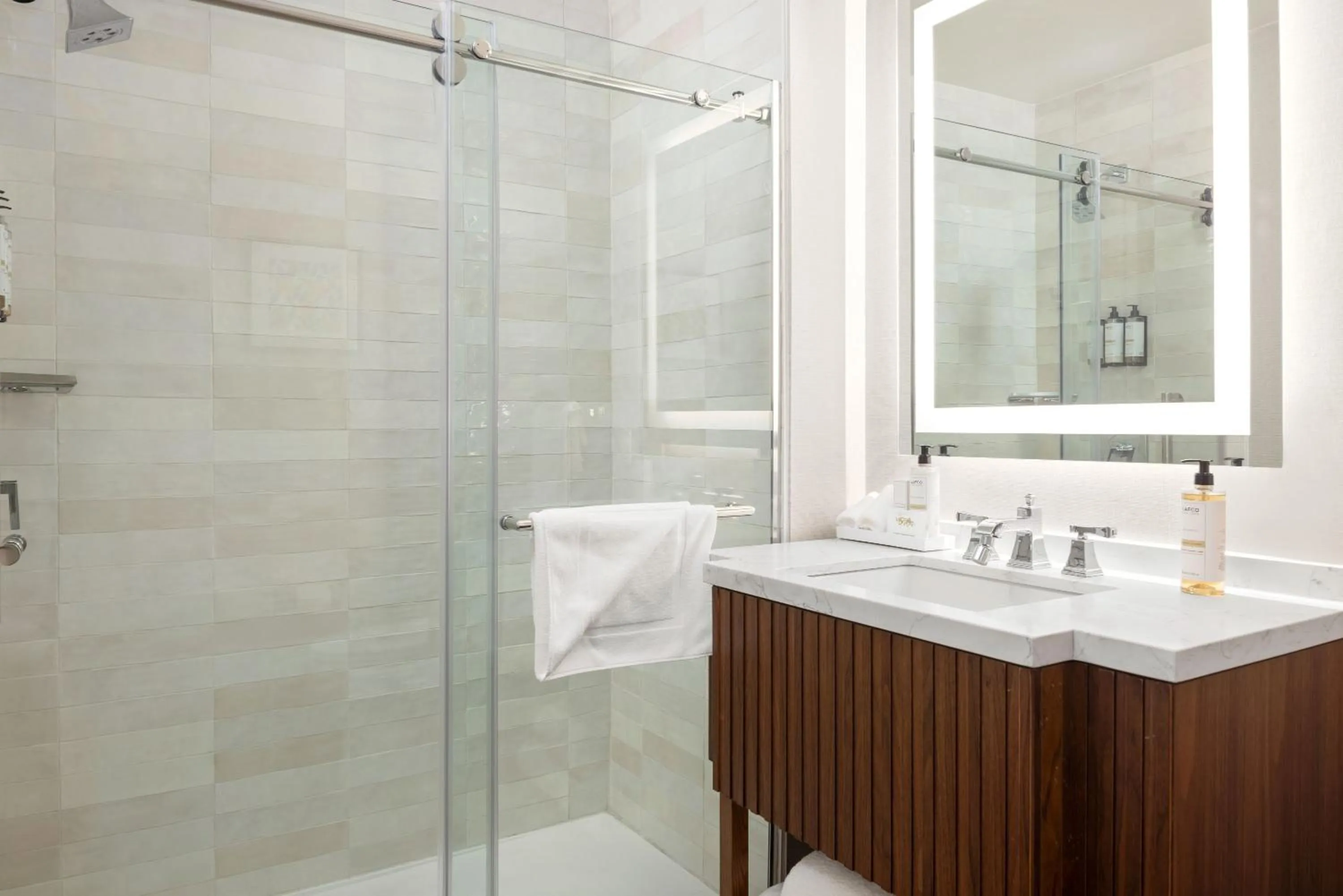 Bathroom in Tommy Bahama Miramonte Resort & Spa