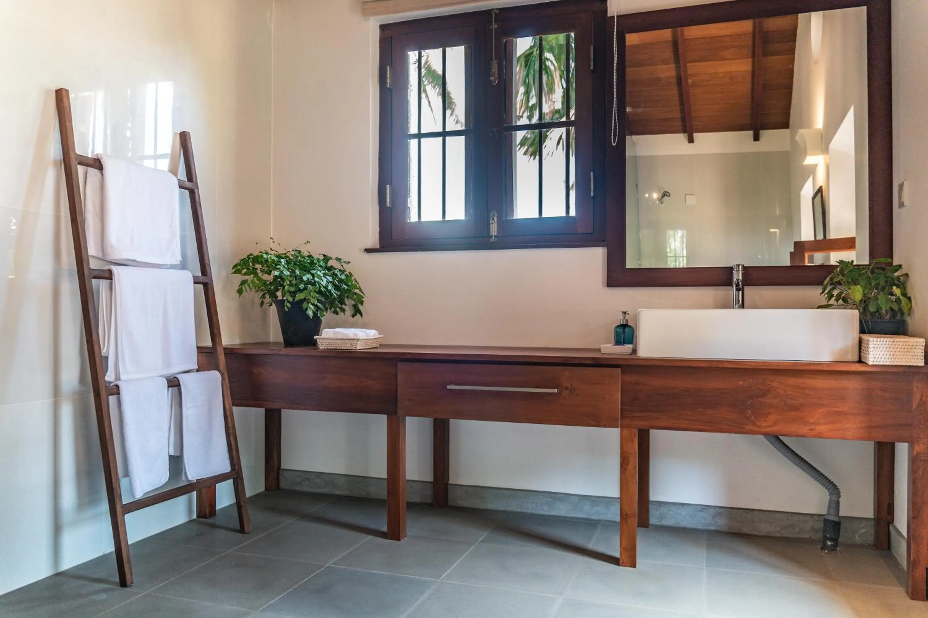 Bathroom in Kiri Palu