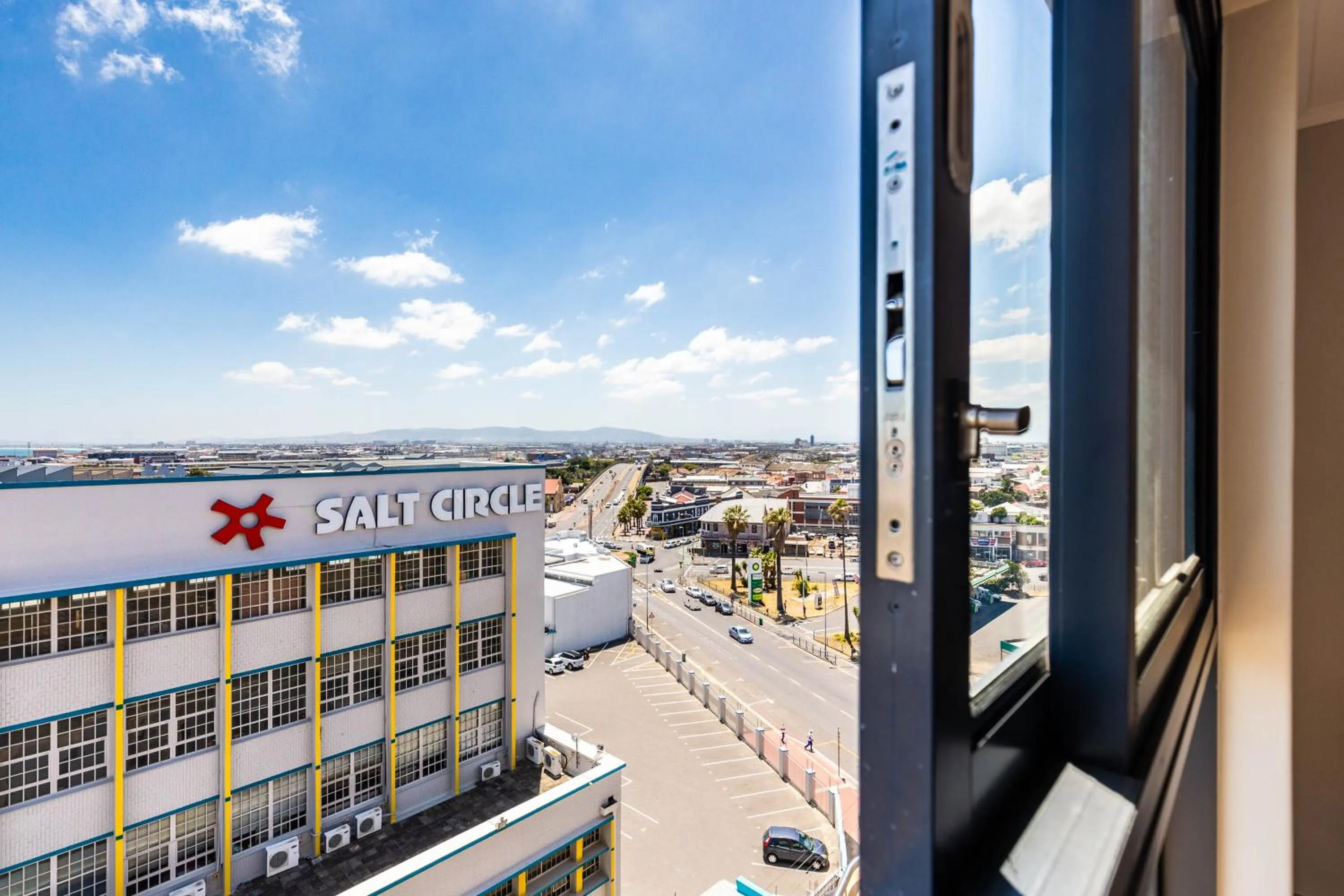 City view in Urban Artisan Luxury Suites by Totalstay