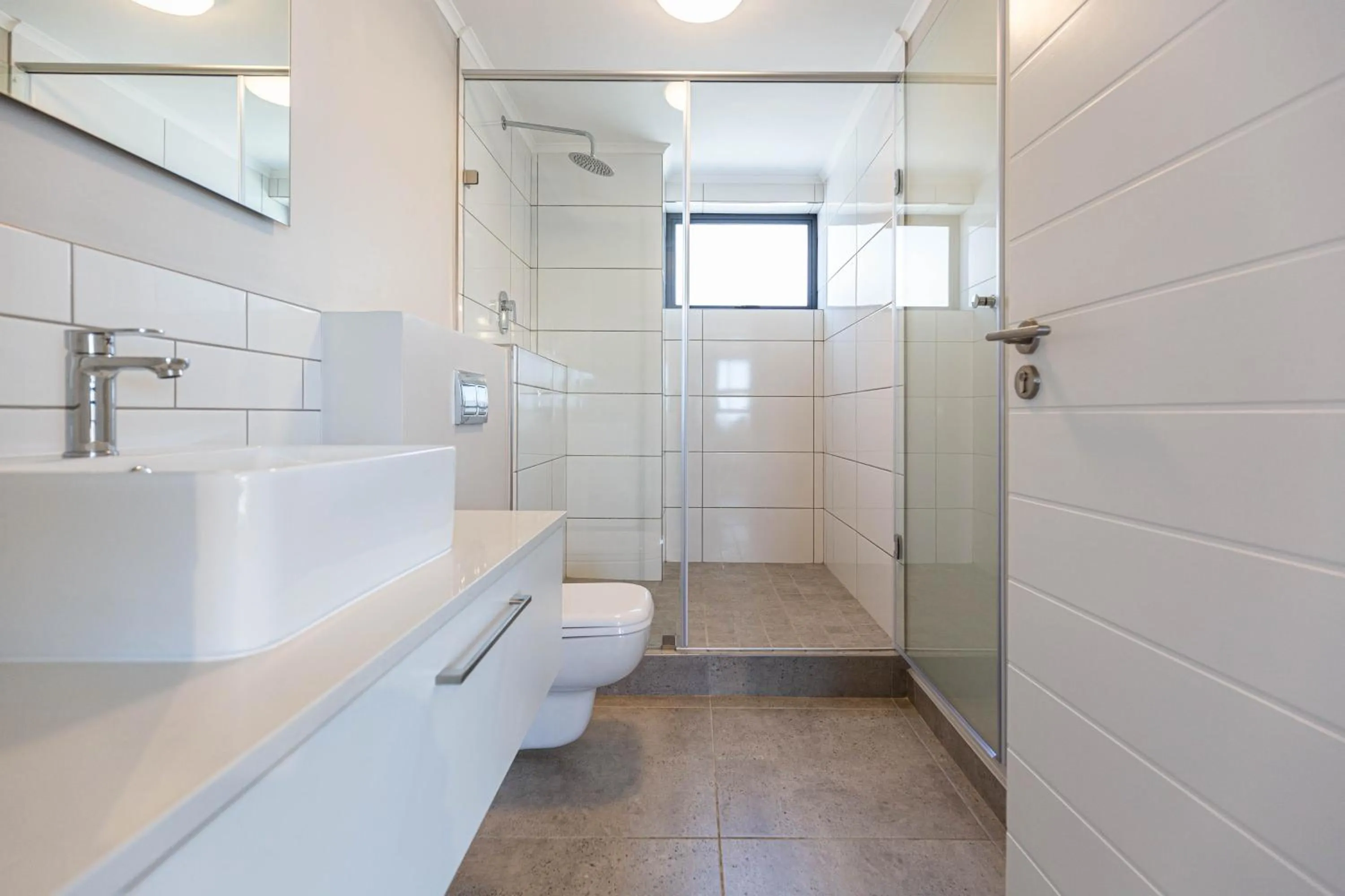 Bathroom in Urban Artisan Luxury Suites by Totalstay