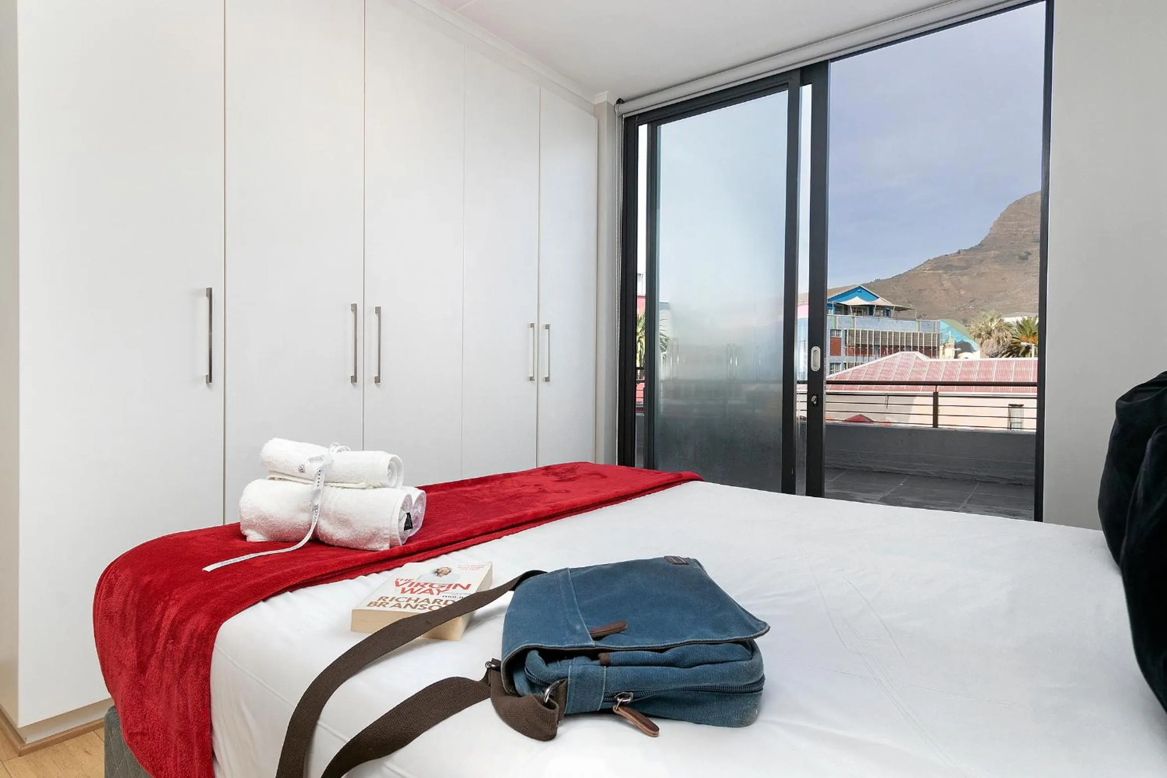 Bedroom, Bed in Urban Artisan Luxury Suites by Totalstay