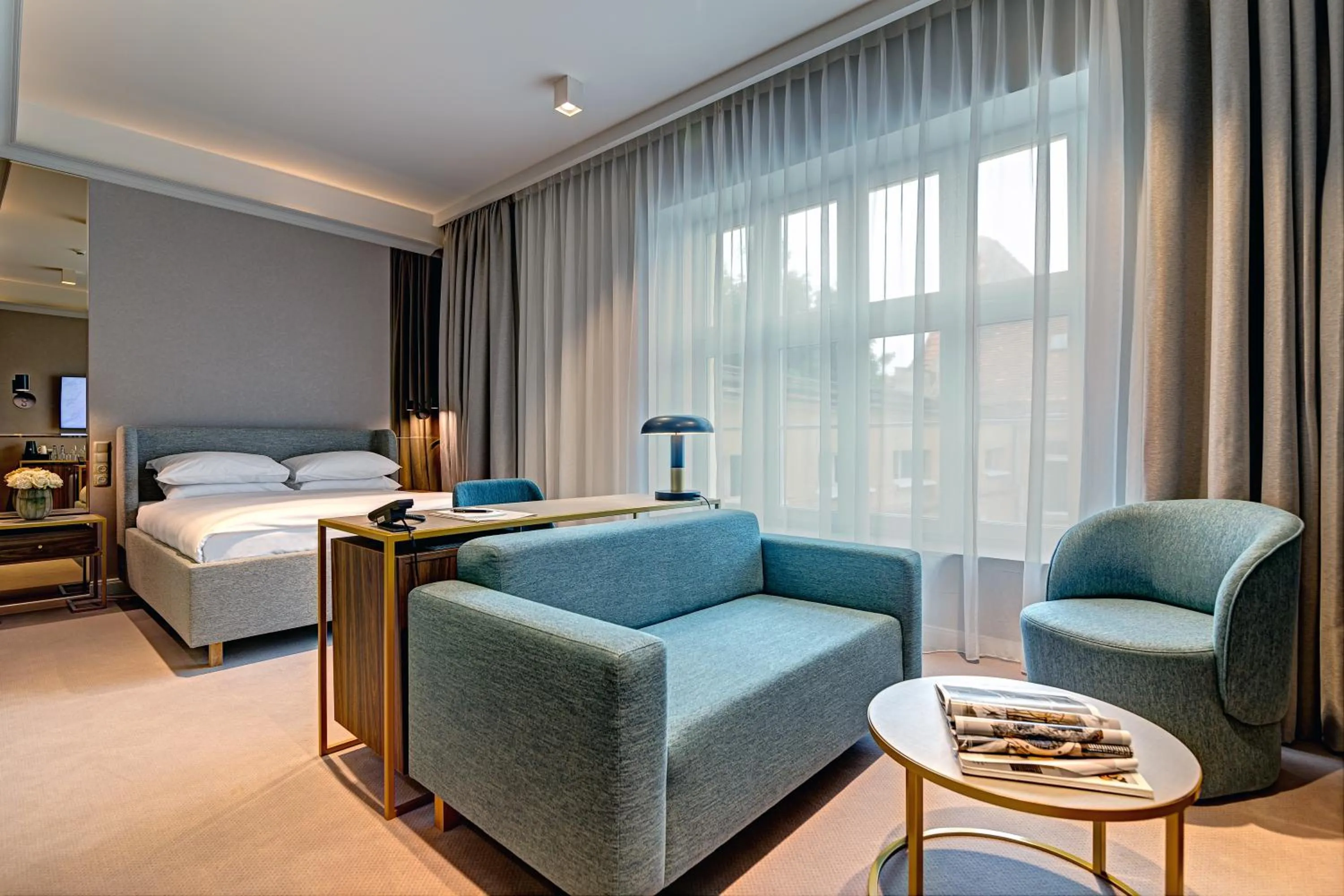 Day, Bed in Old Town Haston