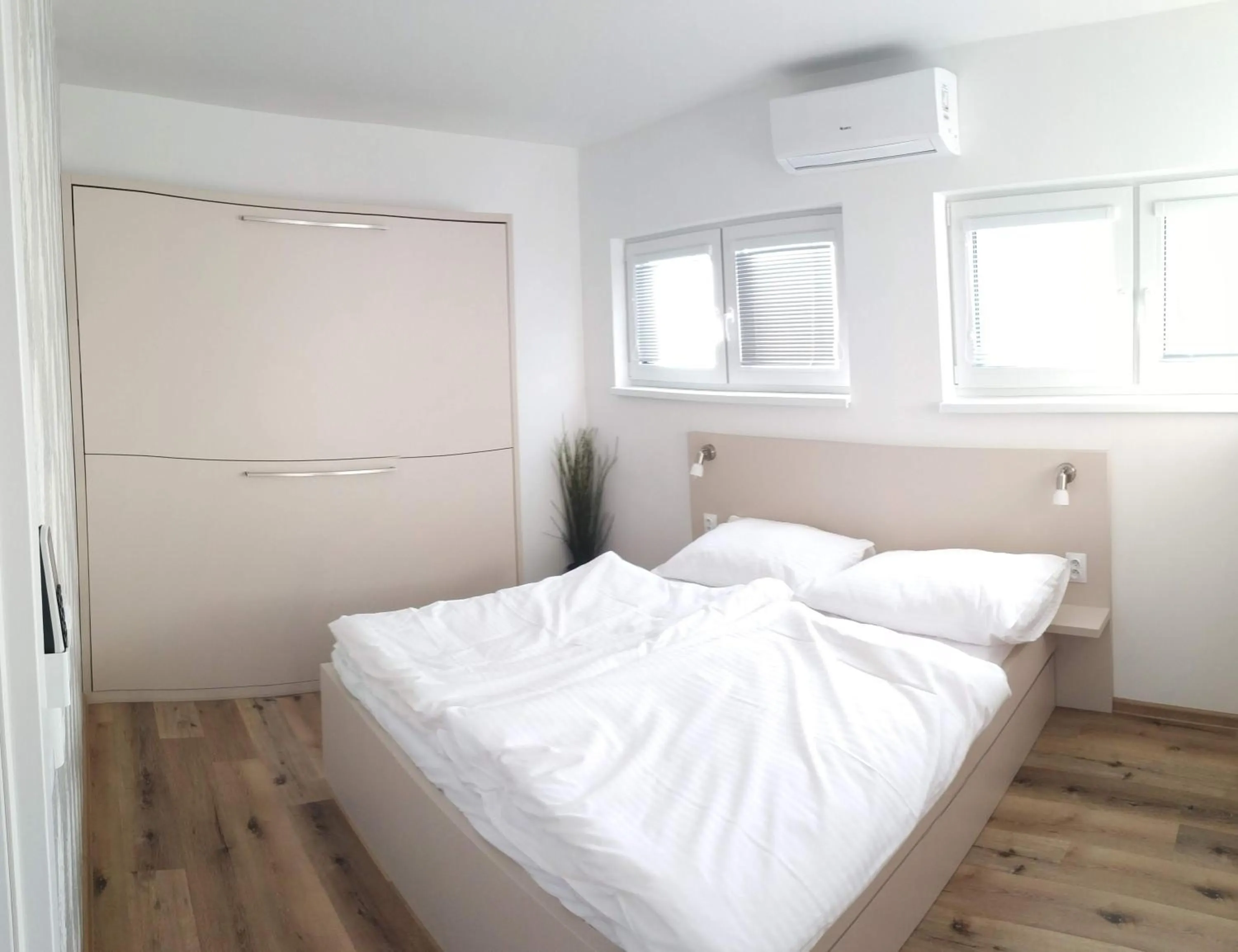 Bed in Apartmány NMNM REZIDENCE NAD MĚSTEM