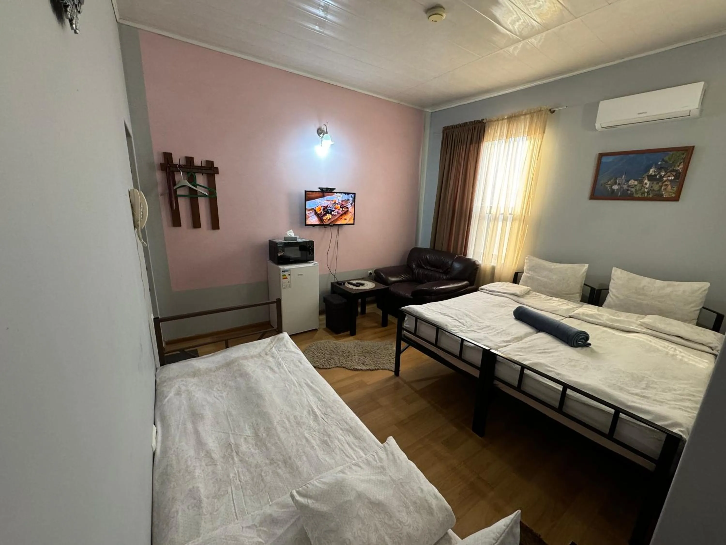 Photo of the whole room, Bed in ALEM Hotel