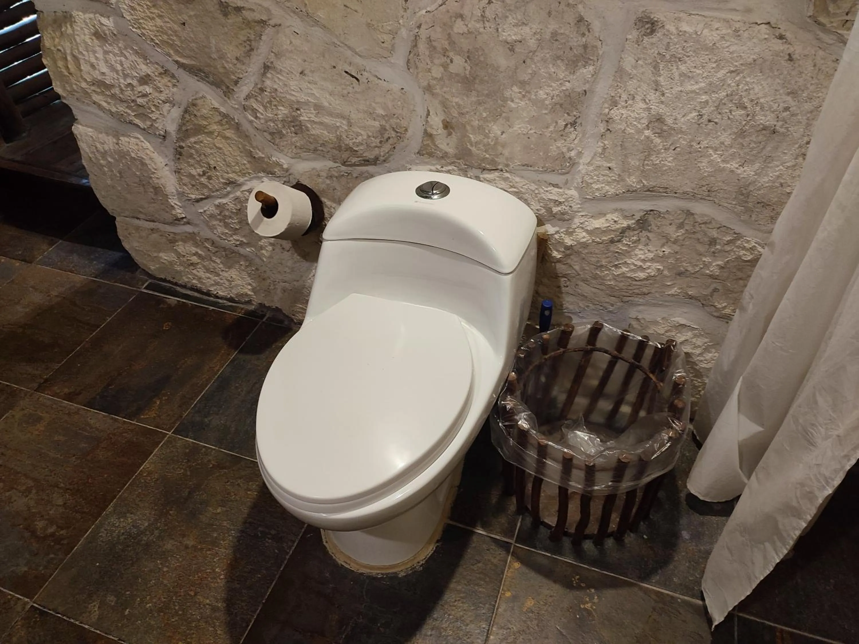 Toilet in Aldea Maya-Ha Cabañas con cenotes