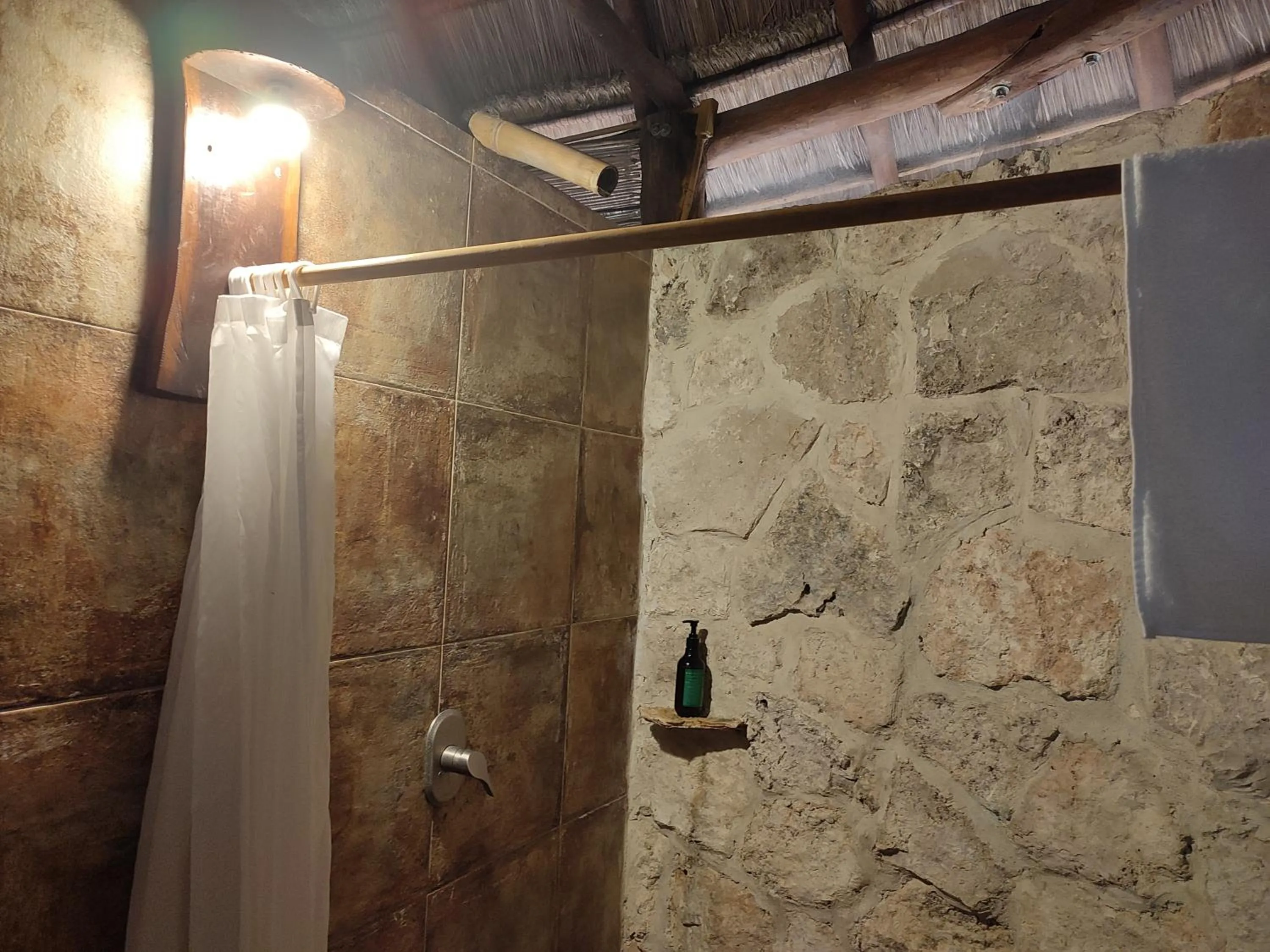 Shower in Aldea Maya-Ha Cabañas con cenotes