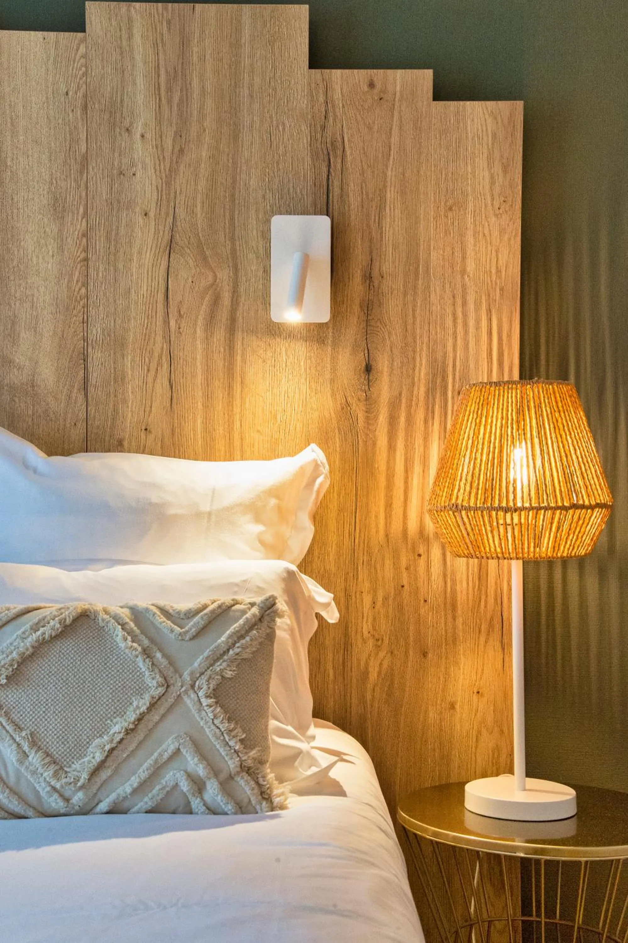 Bed in Hôtel BO & MIA