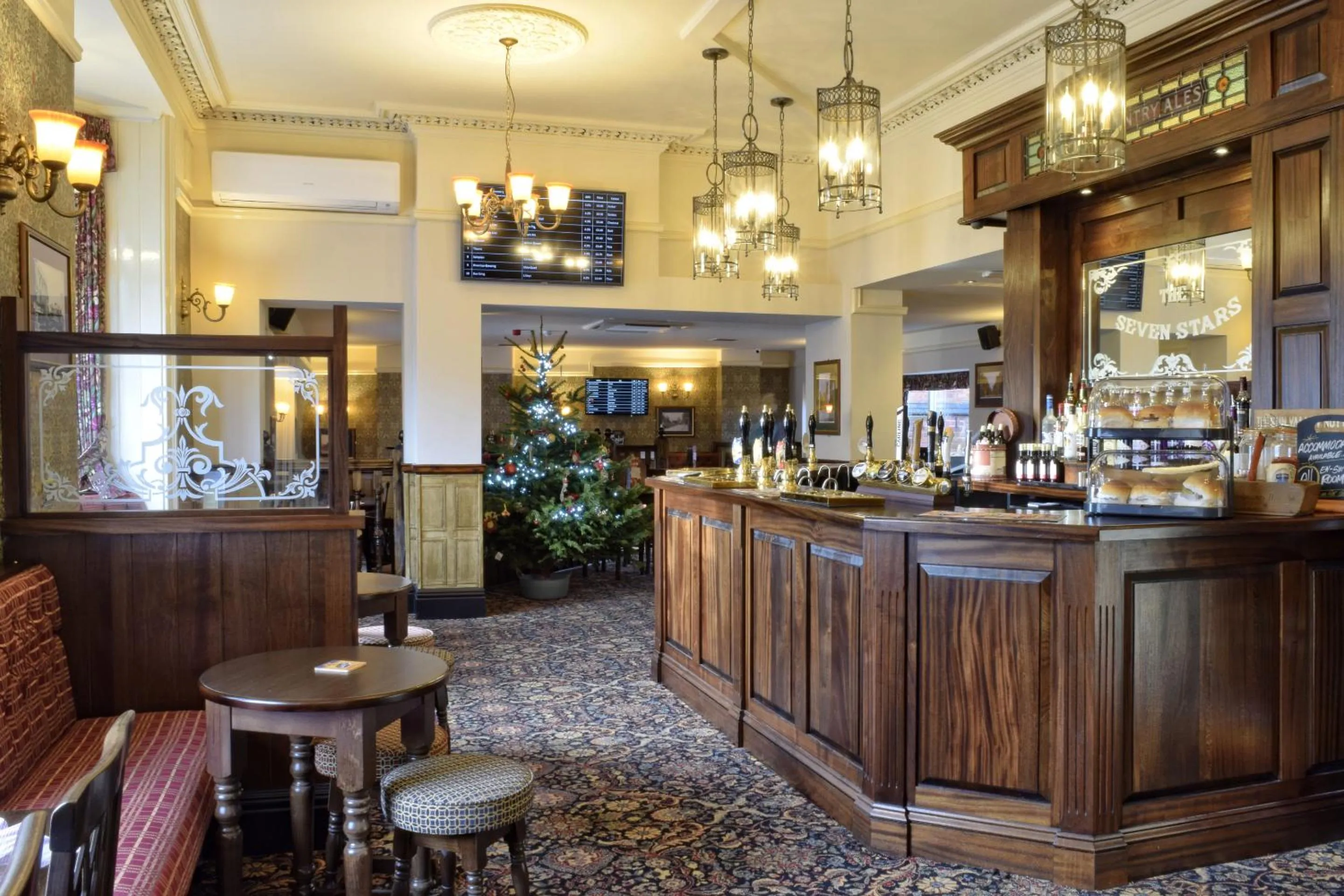 Lounge or bar in The Seven Stars