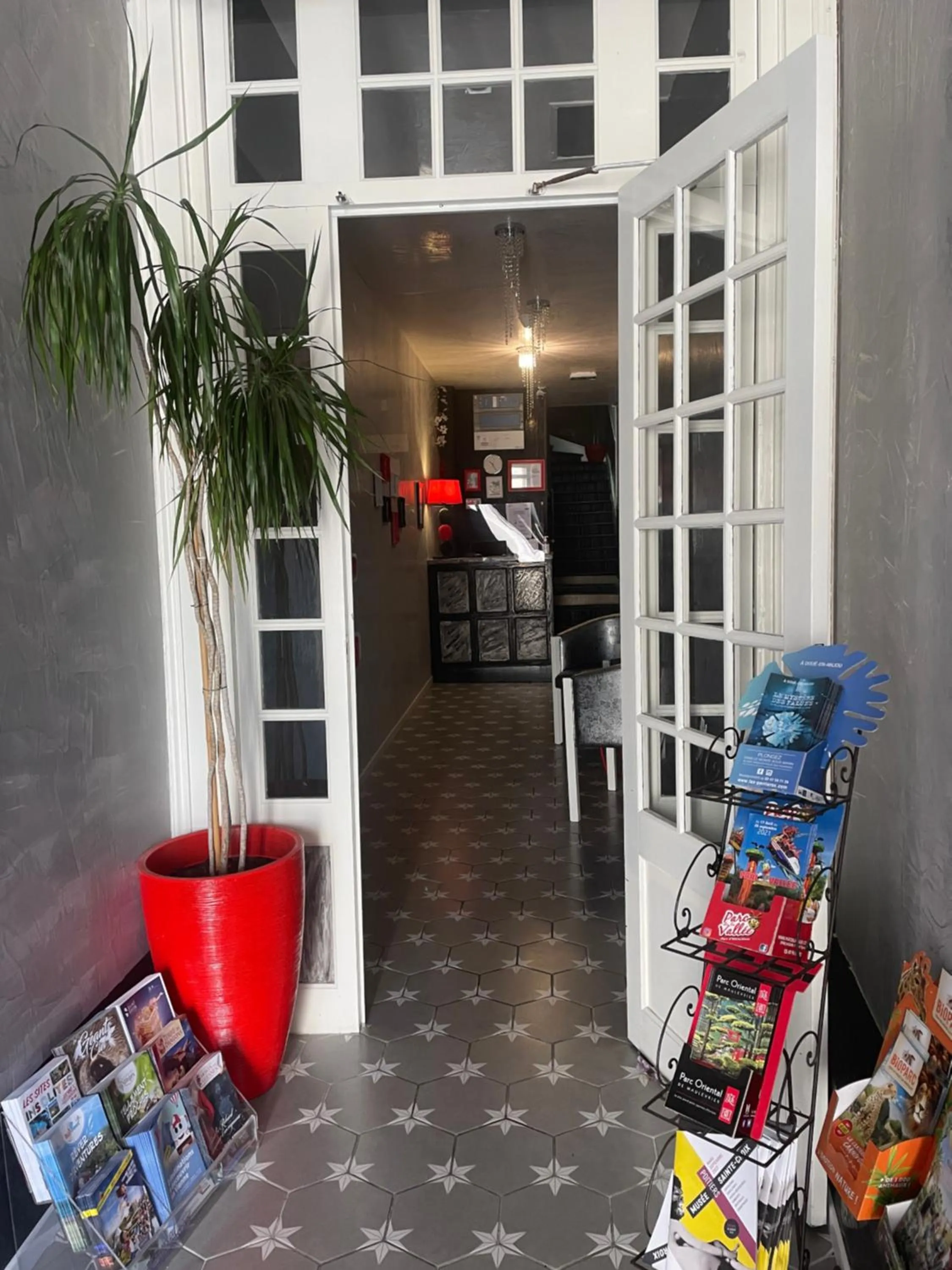 Lobby or reception in Hotel Au Chapon Fin