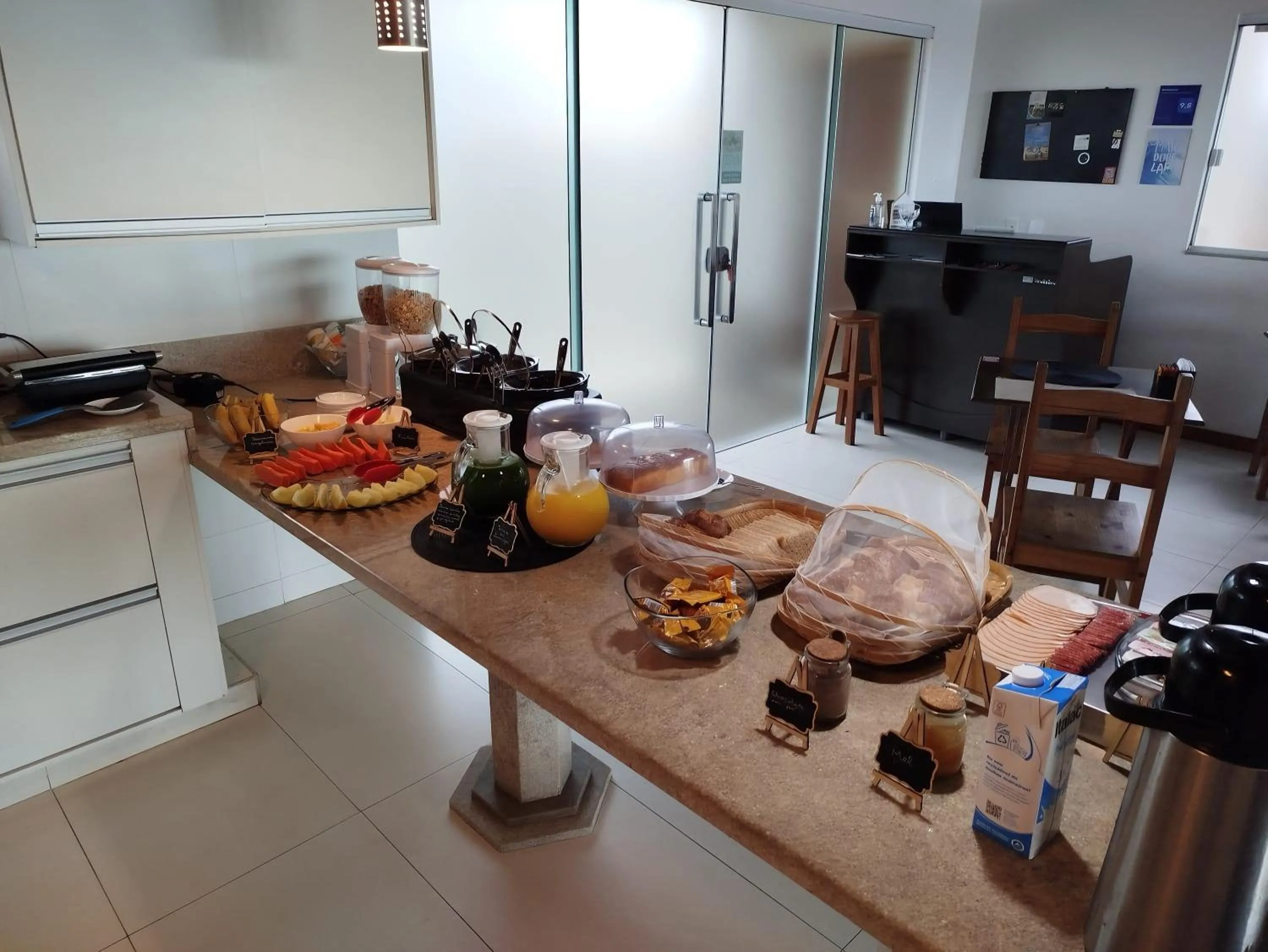 Breakfast in Hibisco Guest House