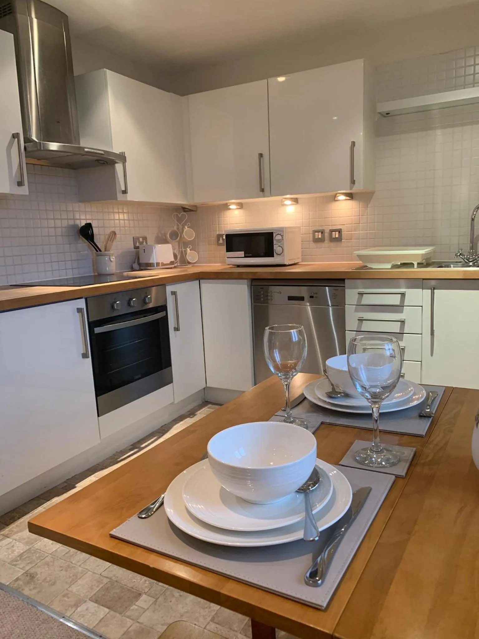 Coffee/tea facilities in The Riding Gate Apartment