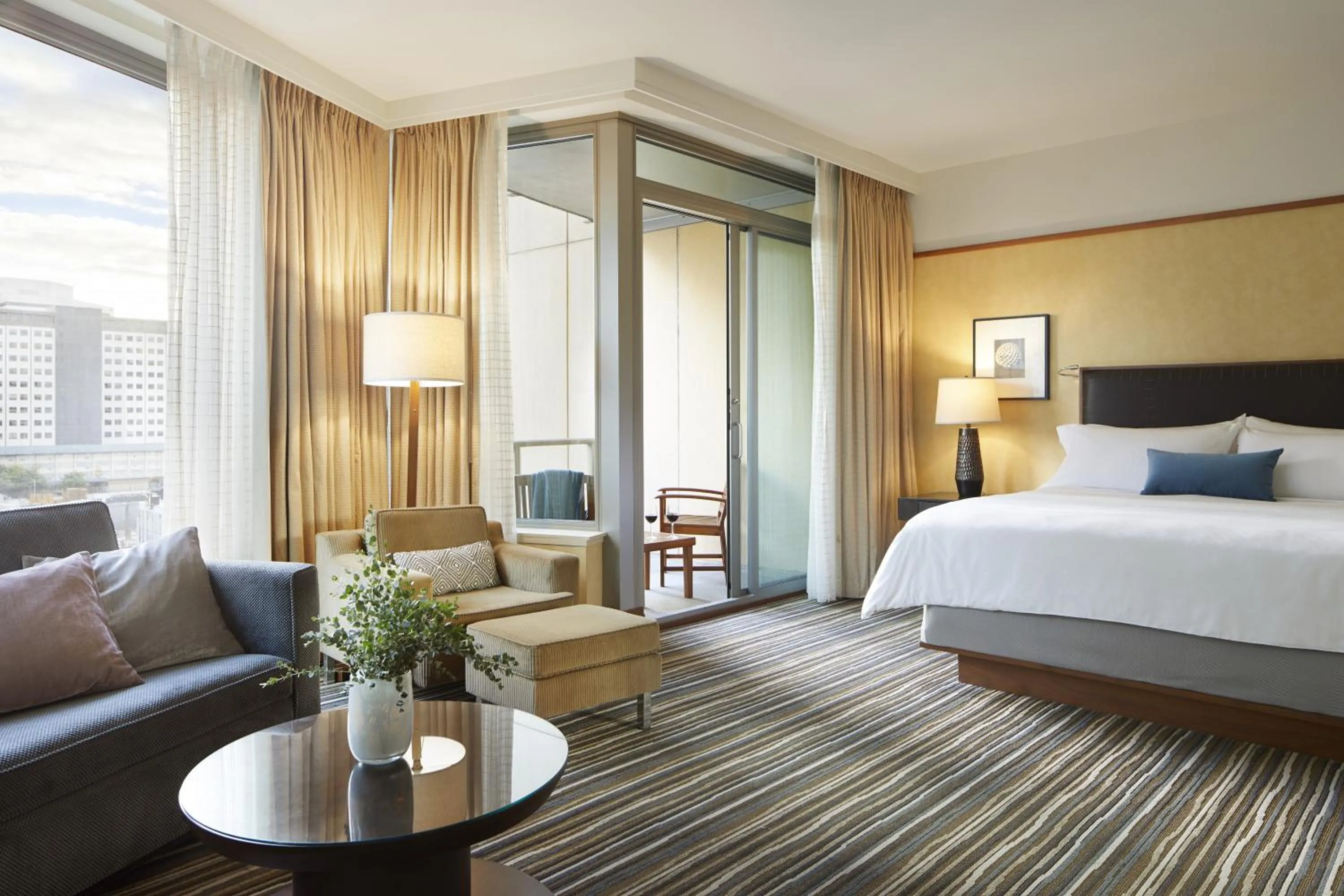 Bedroom, Bed in Pan Pacific Seattle